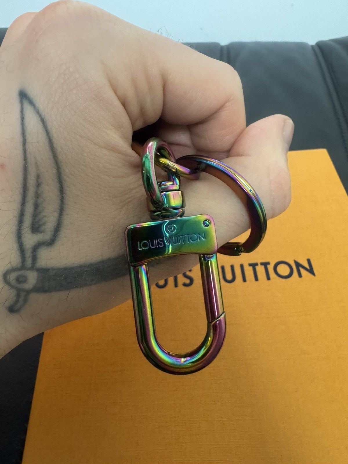 Louis Vuitton Louis Vuitton x Fragment Rare Keychain Rainbow Designer LV Size ONE SIZE - 5 Thumbnail