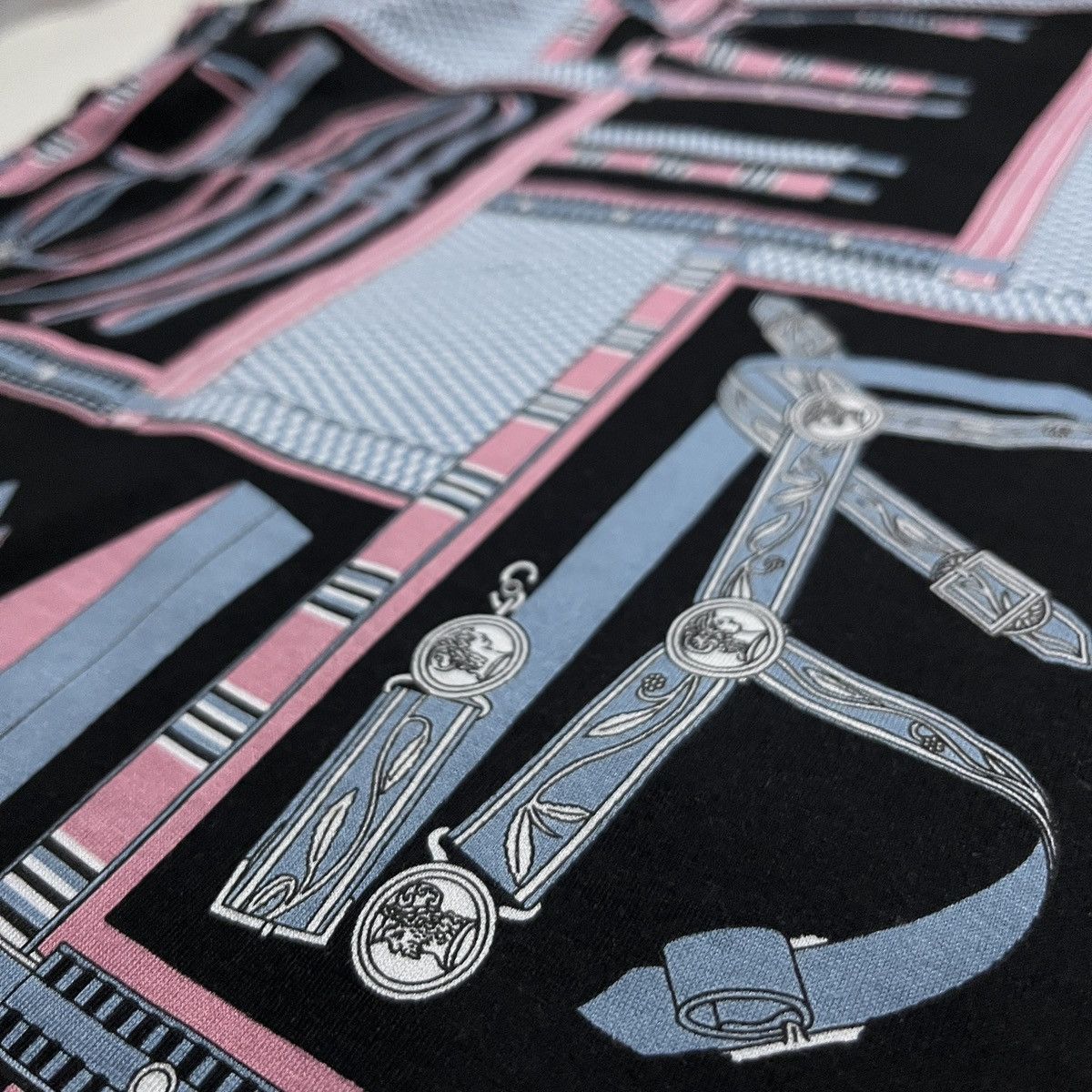 Hermes Hermes Lettres Equestres Crop Shirt Size XS / US 0-2 / IT 36-38 - 4 Thumbnail