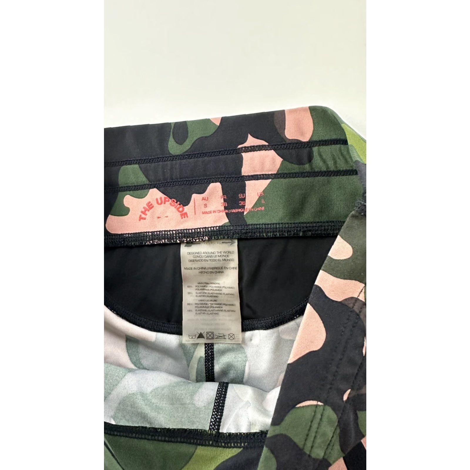 The Upside VINTAGE The Upside Leggings Women’s Small Green Crystal Camo Size 28" / US 6 / IT 42 - 3 Thumbnail