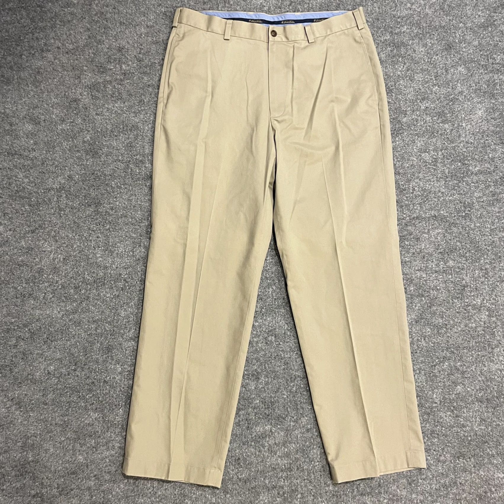 Brooks Brothers VINTAGE: No. (Oops) Size US 35 - 2 Thumbnail