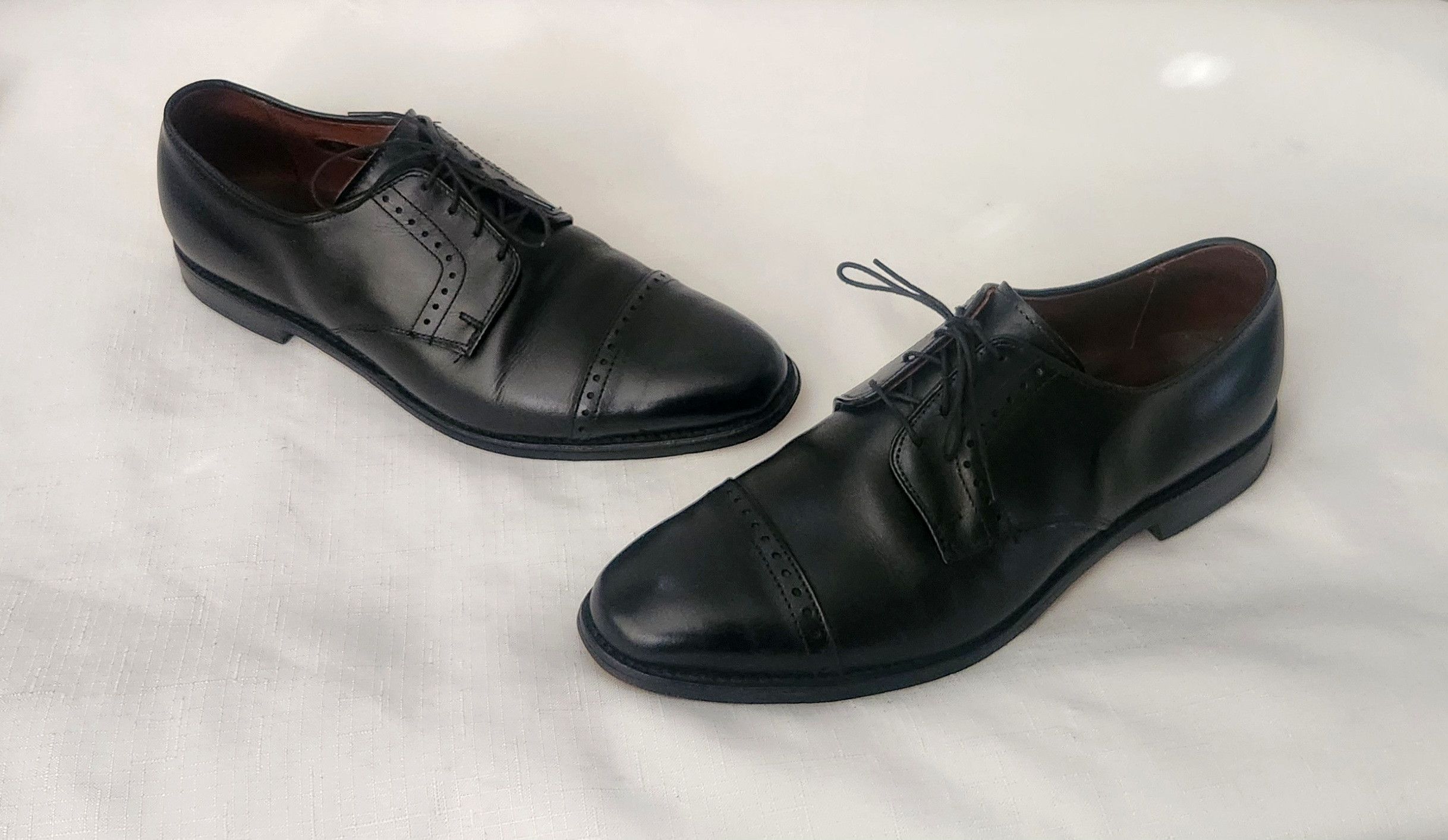 Allen Edmonds ALLEN EDMONDS Clifton Black Men 10.5 E Leather Shoes Cap Toe Size US 10.5 / EU 43-44 - 2 Thumbnail