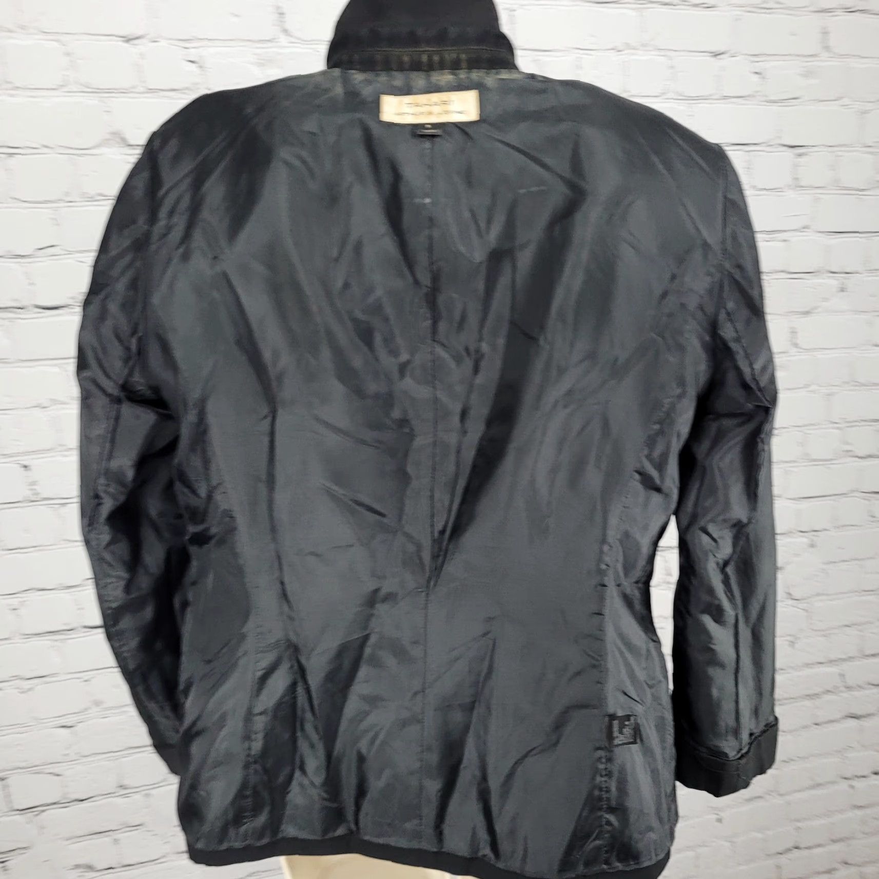 Vintage Tahari Black Snap Front Ventless Lined Notch Blazer Suit Formal Jacket Size 8 Size M / US 6-8 / IT 42-44 - 7 Thumbnail