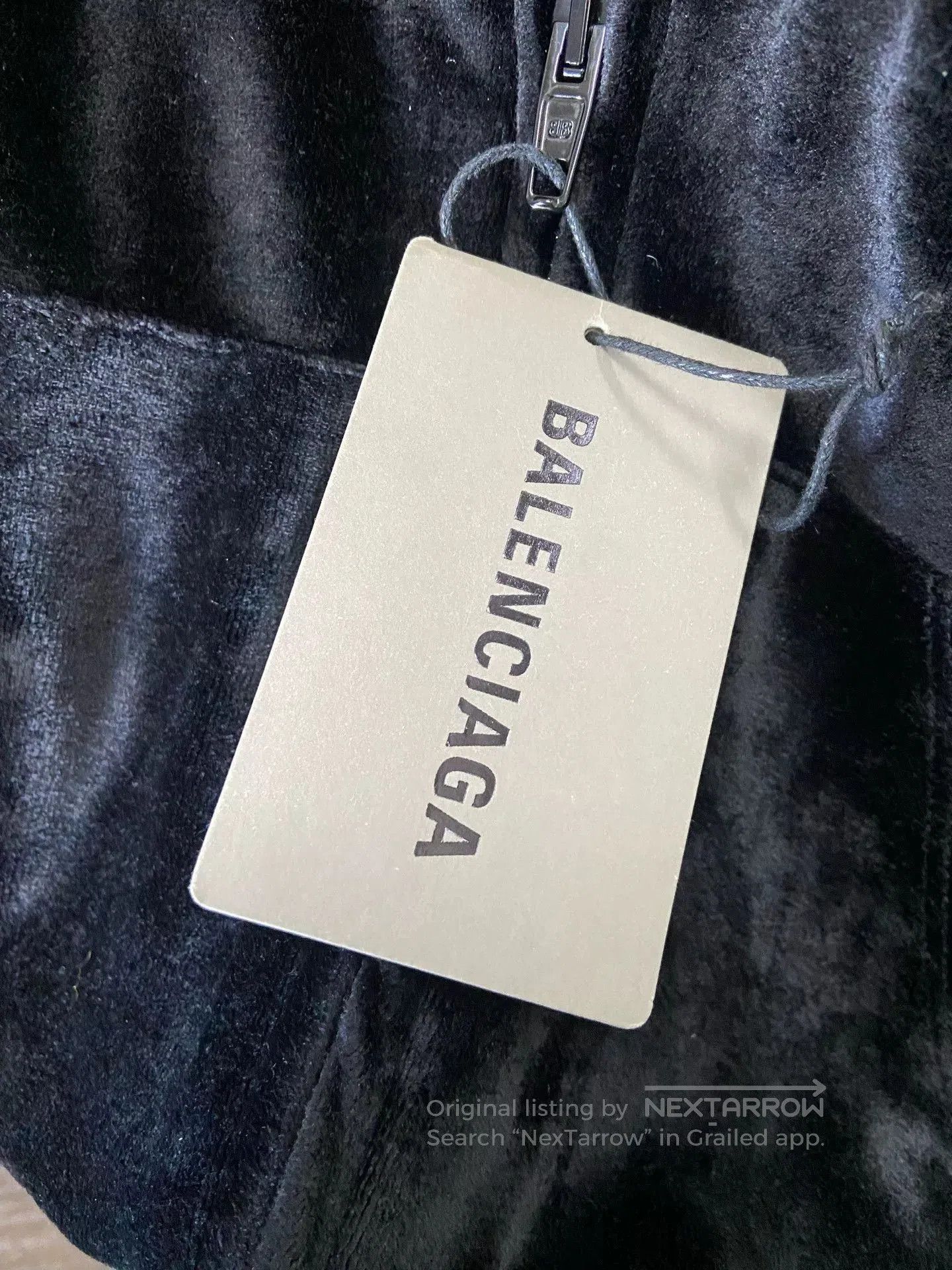 Balenciaga Balenciaga Black Velvet Hooded Jacket. Size XS / US 0-2 / IT 36-38 - 5 Thumbnail