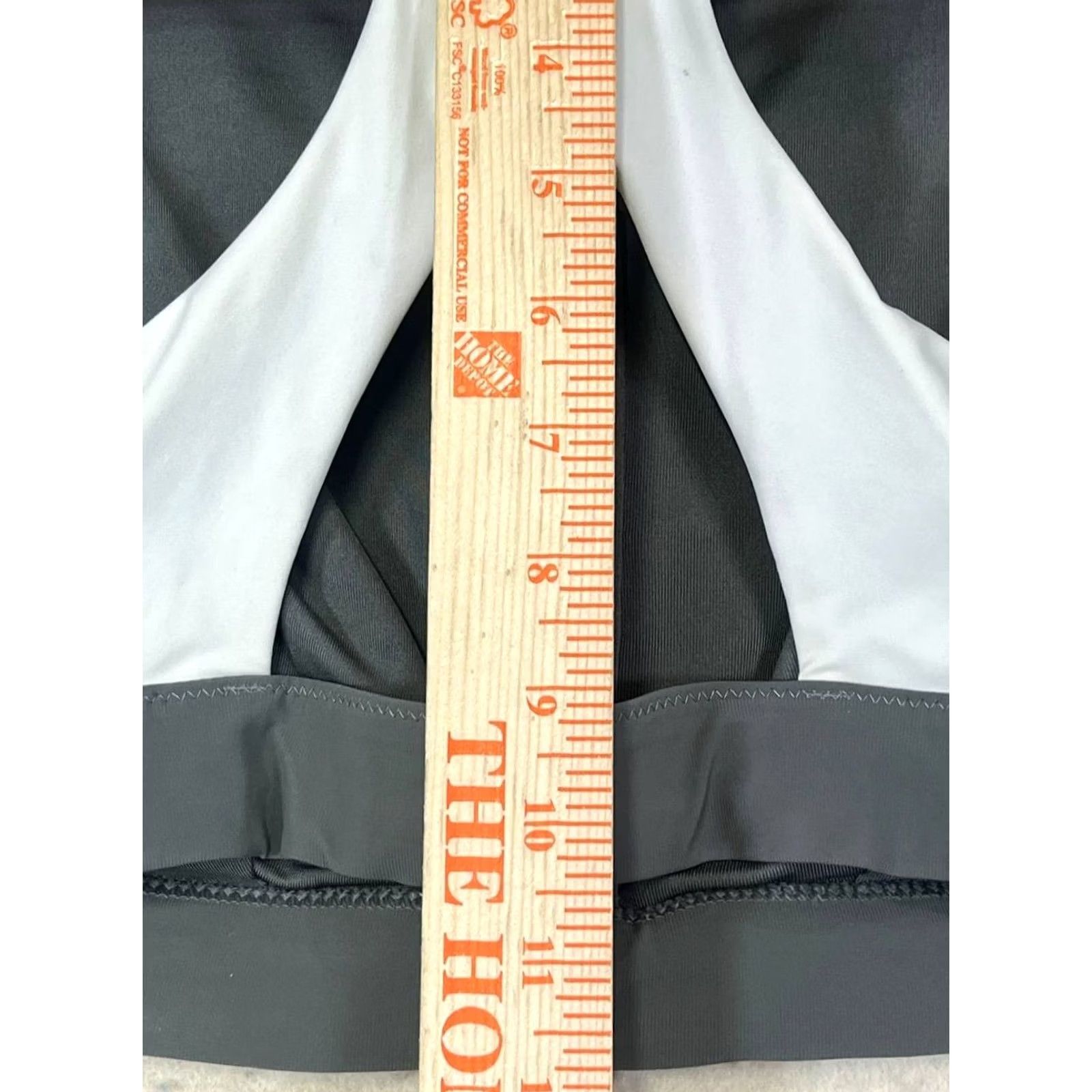Athleta Athleta Tank Sleeveless Activewear Cropped Built-in Bra Racerback Gray Size S Womens Sports Yoga Gym Running Hiking Dance Pilates Fitness Shirt Top Size S / US 4 / IT 40 - 3 Thumbnail