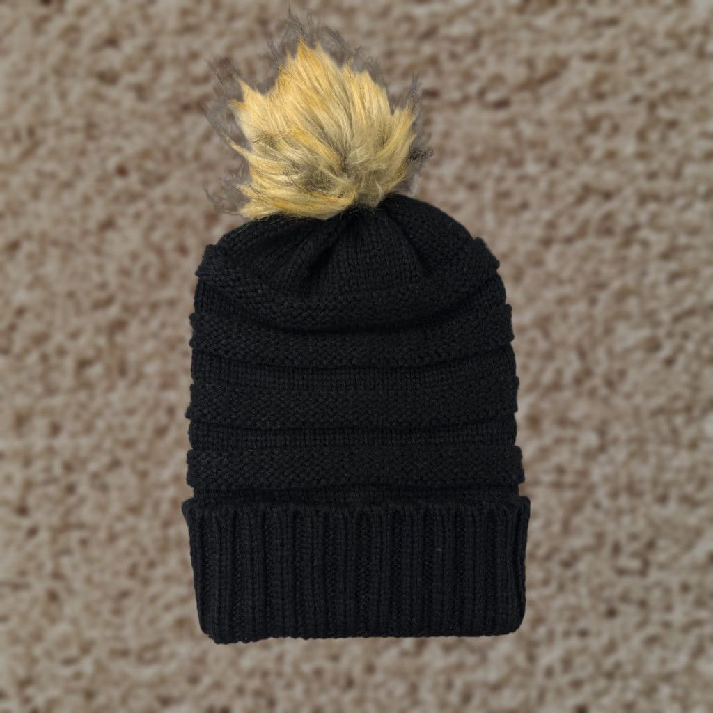 Vintage Beanie Womens Toque One Size Black Ribbed Knit 100% Acrylic Faux Fur Pom Ski Size ONE SIZE - 1 Thumbnail