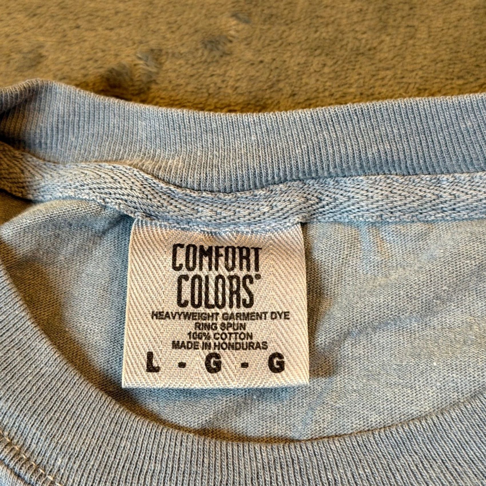 Comfort Colors Comfort Colors Graphic T Shirt Mens Large Blue Camper Van Kayak The Simple Life Campervan Kayak Graphic Tee Mens Large Blue Size US L / EU 52-54 / 3 - 2 Thumbnail