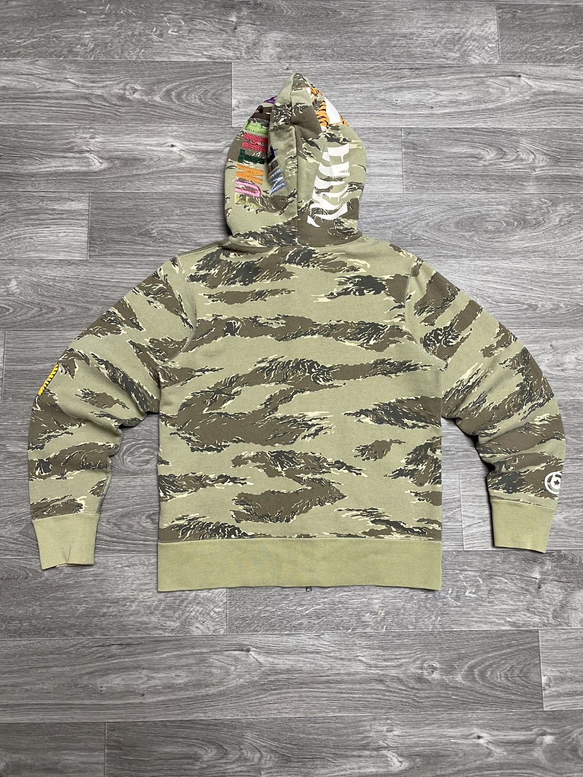 Bape BAPE Tiger Full Zip Hoodie Desert Camo A Bathing Ape Size S Size US S / EU 44-46 / 1 - 23 Thumbnail