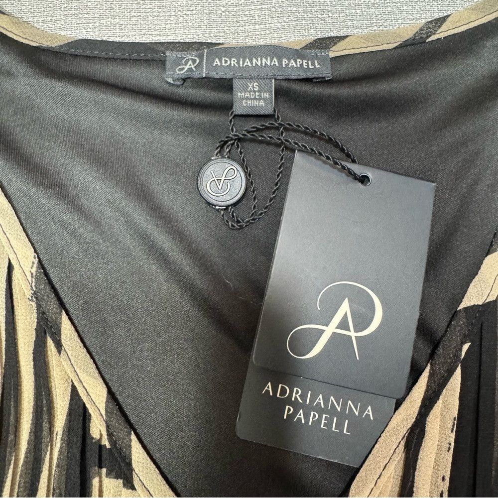 Adrianna Papell NWT New Adrianna Papell V-Neck Flutter Sleeve Chiffon Top B Size XS / US 0-2 / IT 36-38 - 8 Thumbnail