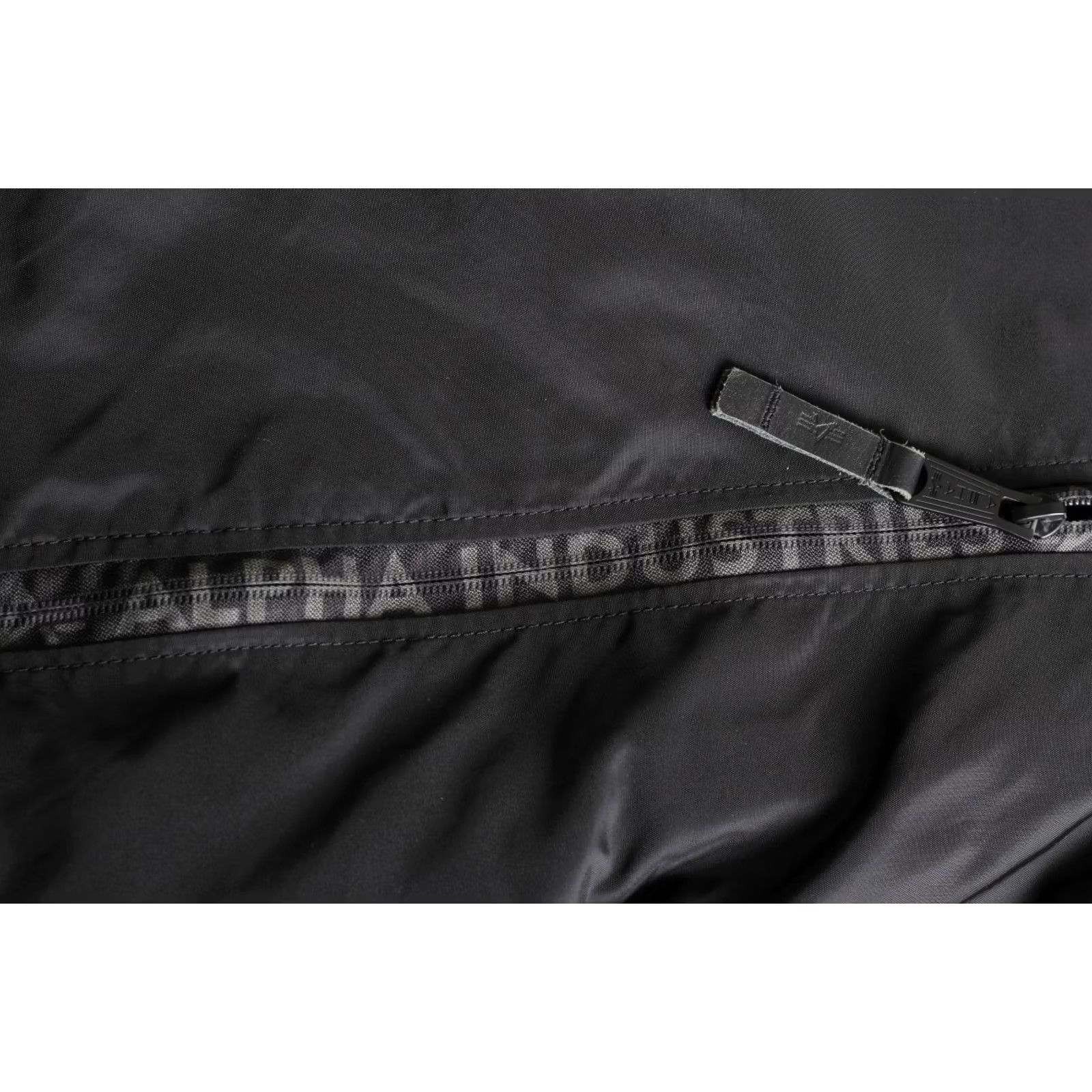 Alpha Industries ALPHA INDUSTRIES Hooded Bomber Jacket Men Size L MJ6311 Size US L / EU 52-54 / 3 - 6 Thumbnail