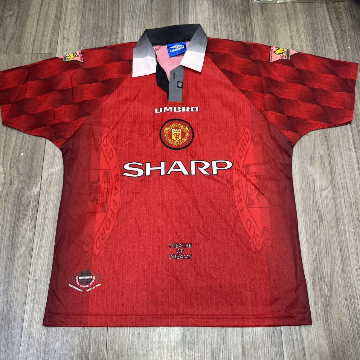 Umbro Manchester united 96/98 home shirt #7 Cantona Size US L / EU 52-54 / 3 - 1 Thumbnail