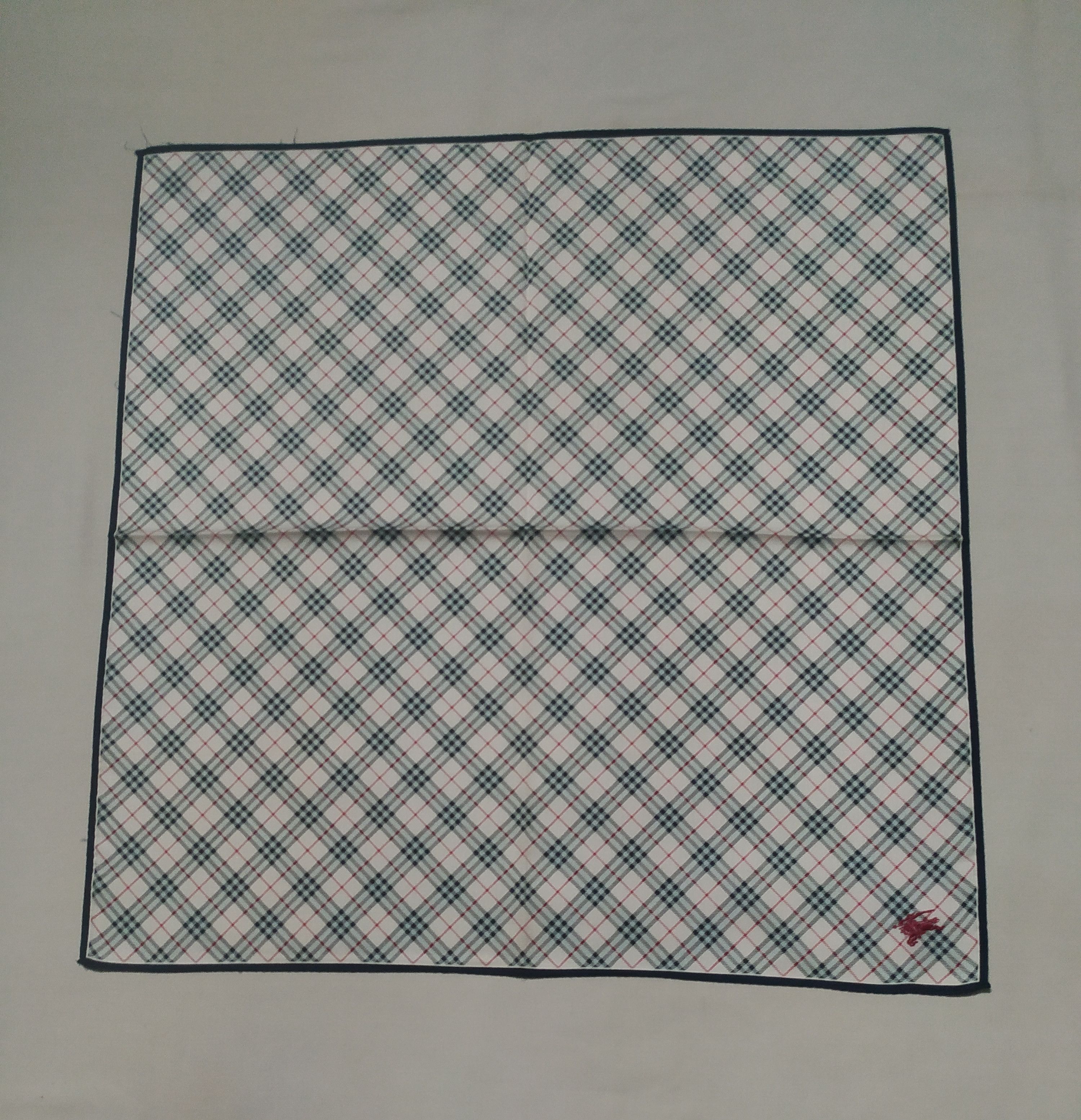 Burberry Burberry Handkerchief Size ONE SIZE - 2 Thumbnail