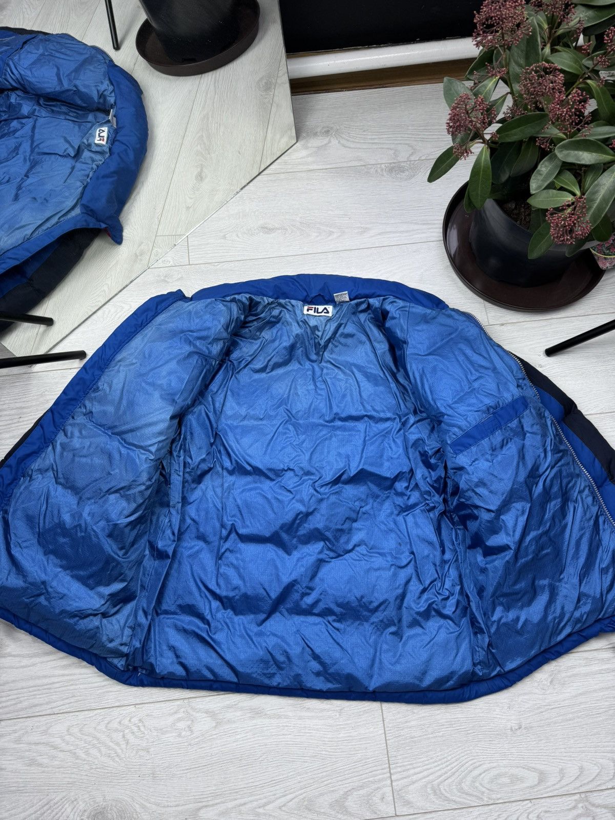 Fila × Vintage Puffer Jacket Down FILA Vintage Boxy Fit Oversized Y2k Style Size US S / EU 44-46 / 1 - 8 Thumbnail
