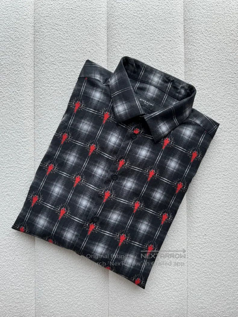 Givenchy Givenchy Printed plaid men's shirt Size US XL / EU 56 / 4 - 6 Thumbnail