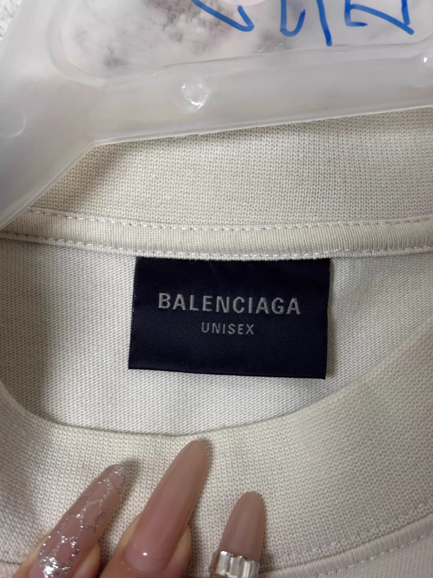 Balenciaga Balenciaga Apple SS Tee Size 1 Oversized Size S / US 4 / IT 40 - 3 Thumbnail