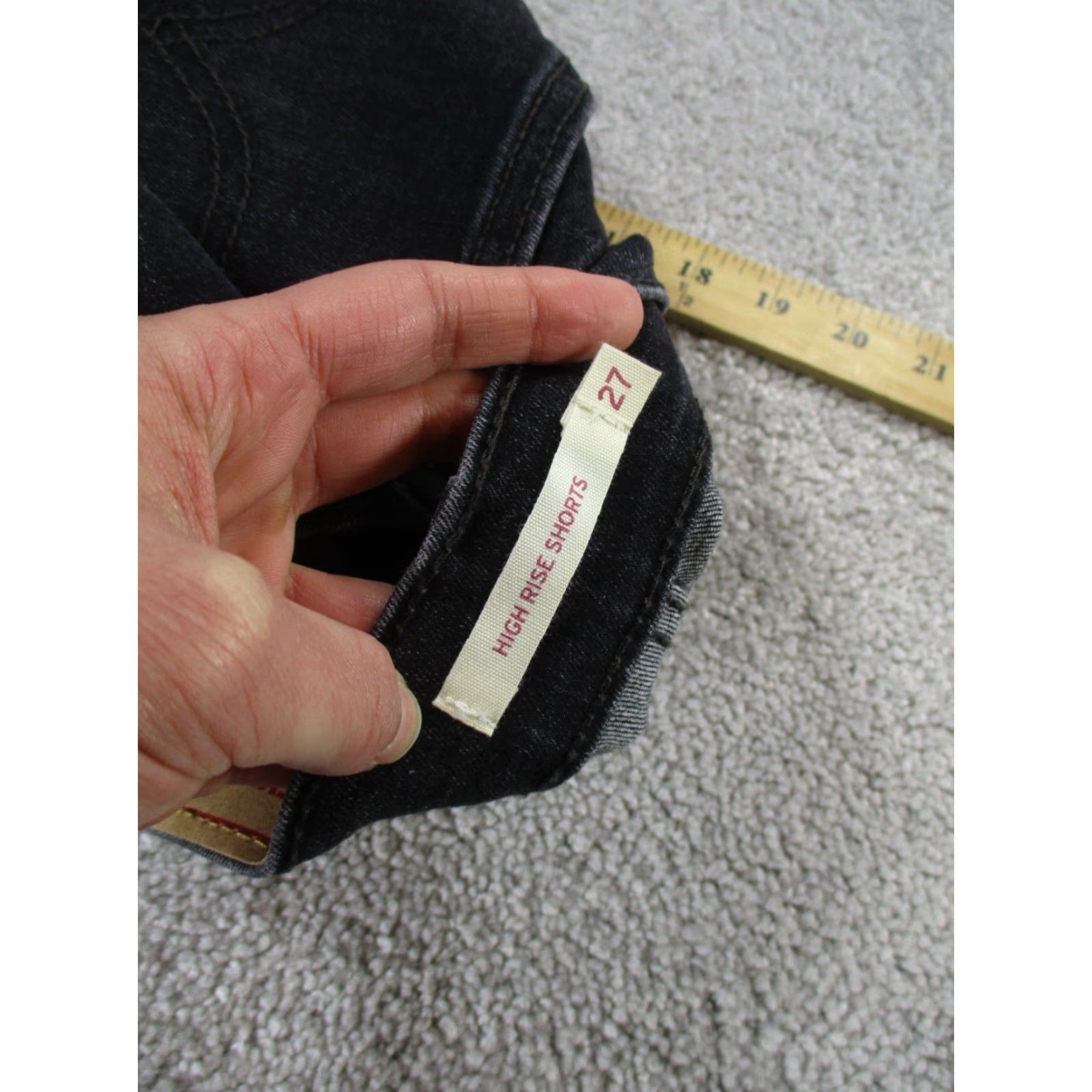 Levi's VINTAGE Levis Shorts Womens 27 Faded Black Denim Cut Offs 90s Festival Womens Size 27" / US 4 / IT 40 - 7 Thumbnail