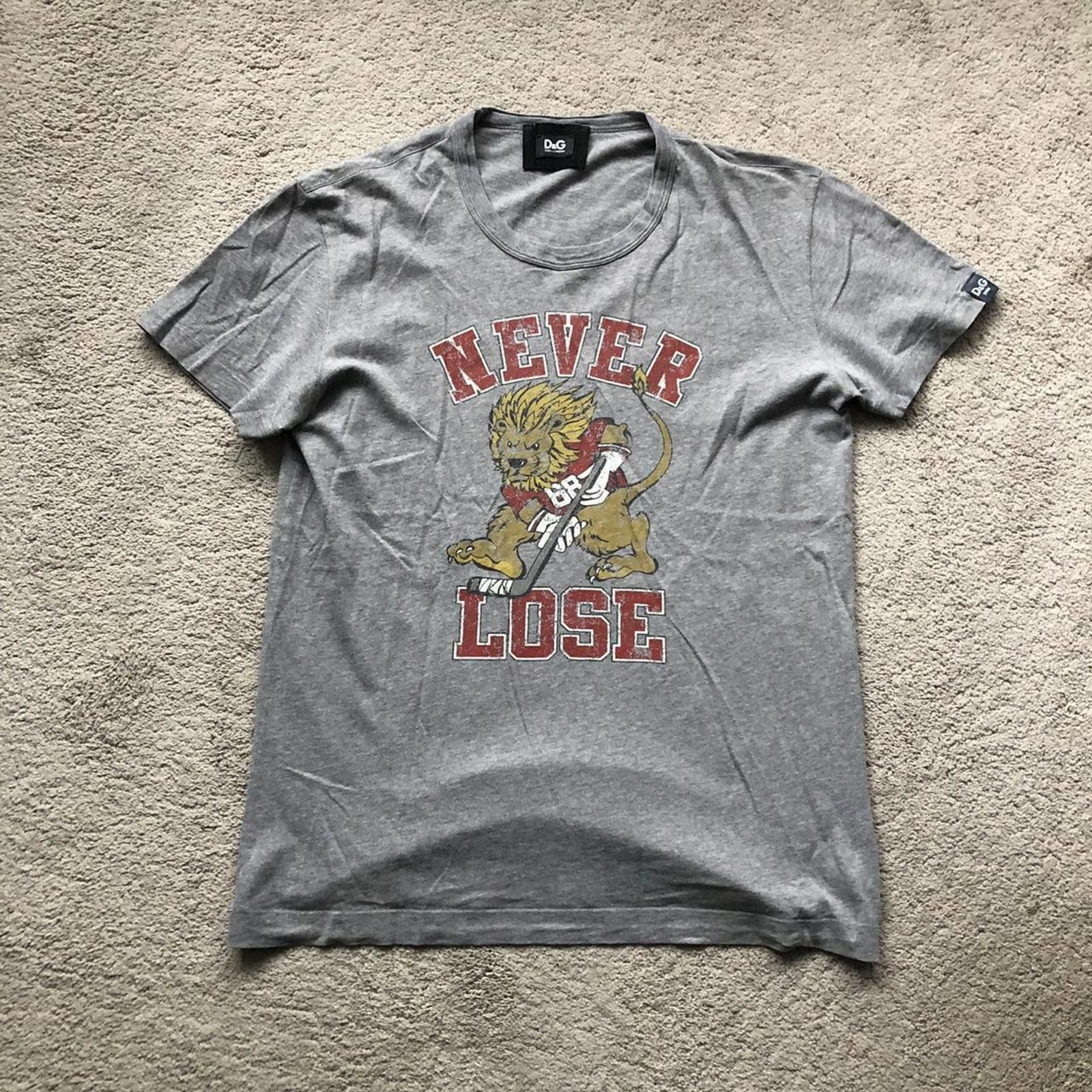 Dolce & Gabbana Vintage Dolce & Gabanna D&G ‘Never Lose’ Graphic T Shirt Size US M / EU 48-50 / 2 - 1 Thumbnail