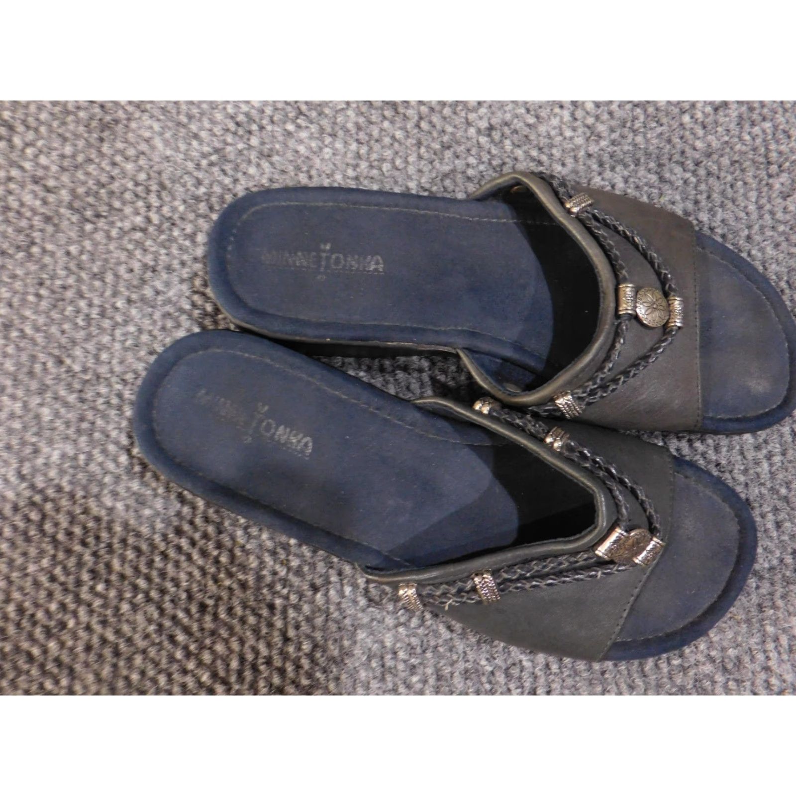 Minnetonka VINTAGE Minnetonka Sandals Womens Slide Sandal Navy 10 M Cushioned Slip On Wedge Braided Conchos Metal Medallion Size US 10 / IT 40 - 6 Thumbnail