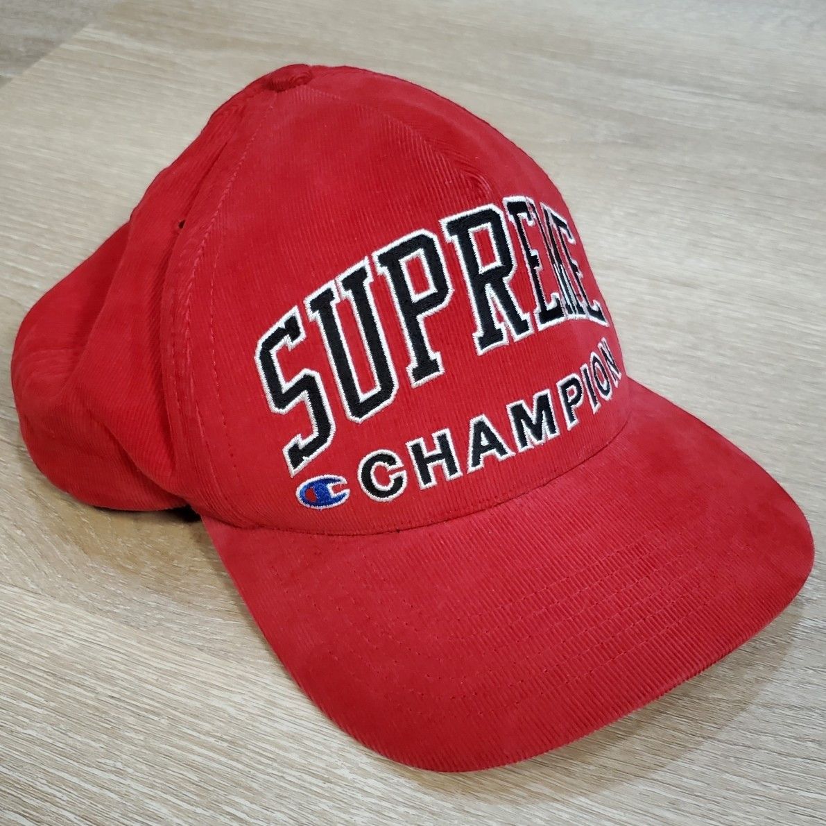 Champion × Supreme Supreme x Champion Embroidered Logo red 5-panel hat SS17 Size ONE SIZE - 4 Thumbnail