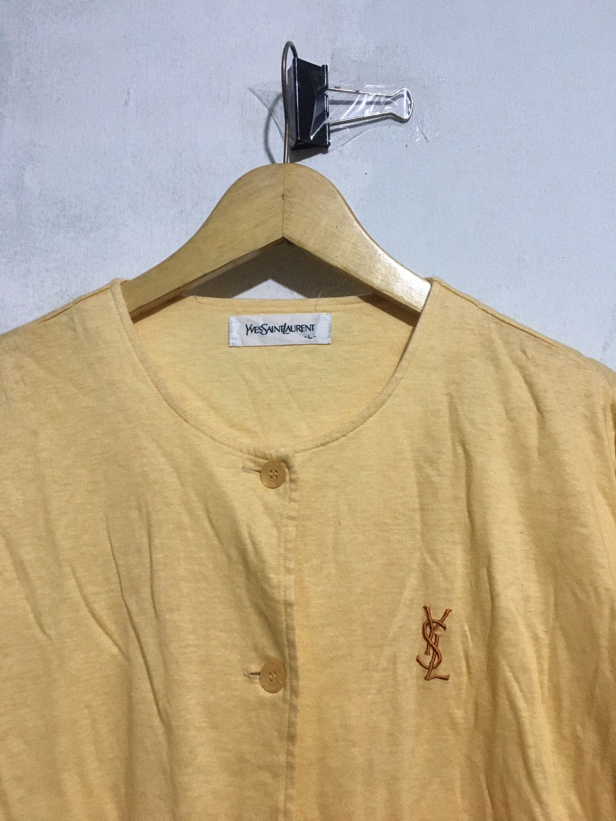Vintage × Yves Saint Laurent VTG YVES SAINT LAURENT TEES BUTTON Size US L / EU 52-54 / 3 - 3 Thumbnail