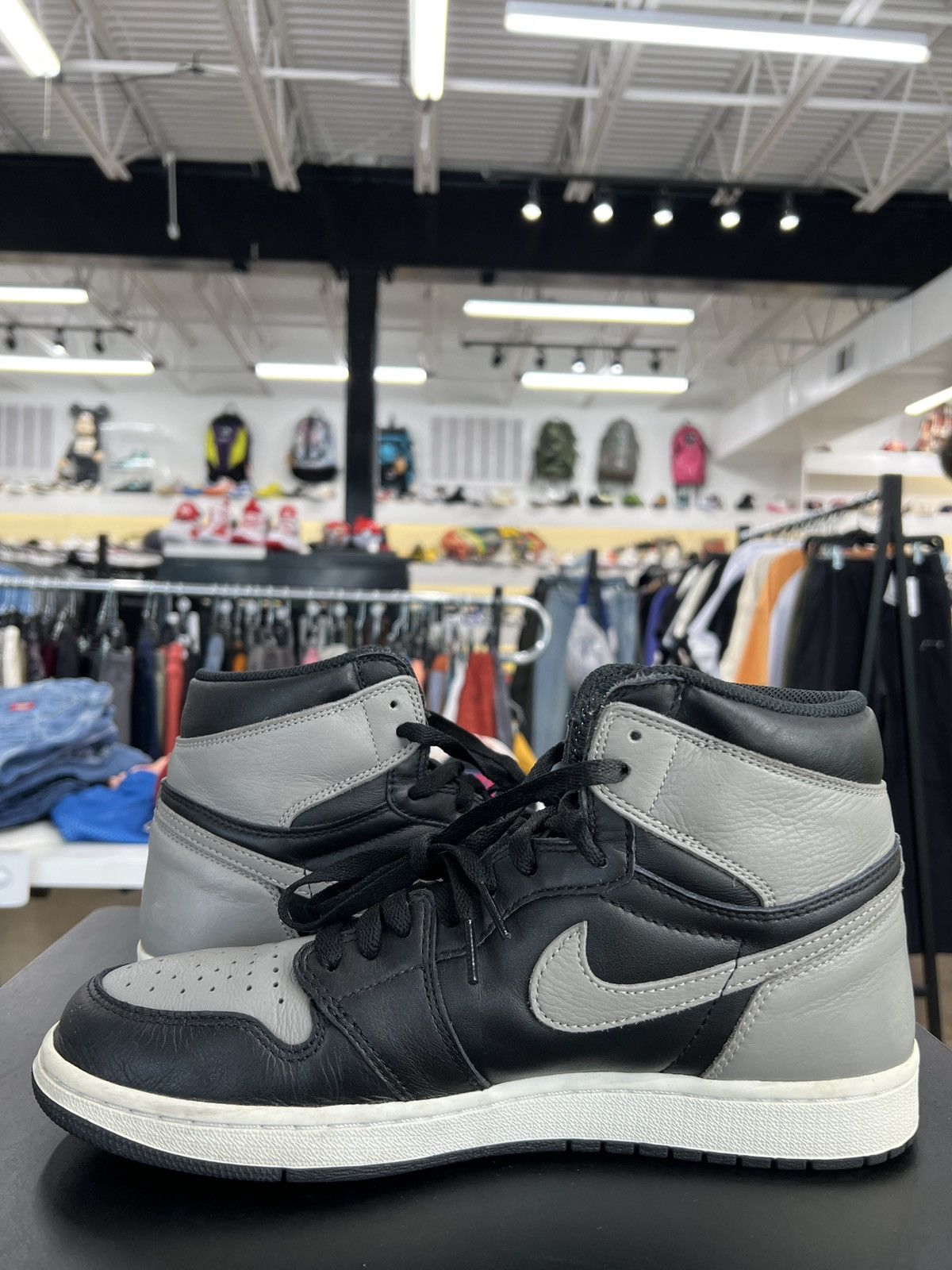 Jordan Brand × Nike Air Jordan 1 Shadow Sz. 10.5 (2018) Size US 10.5 / EU 43-44 - 3 Thumbnail