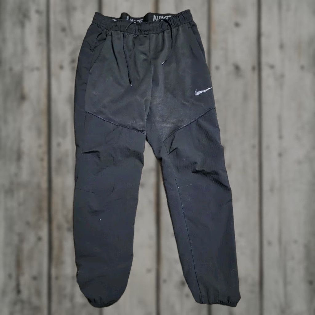 Nike Nike Phenom Elite Dri-Fit Men’s Trousers Track Pants Black Ready for Running & Cross Training Size US 33 - 1 Thumbnail