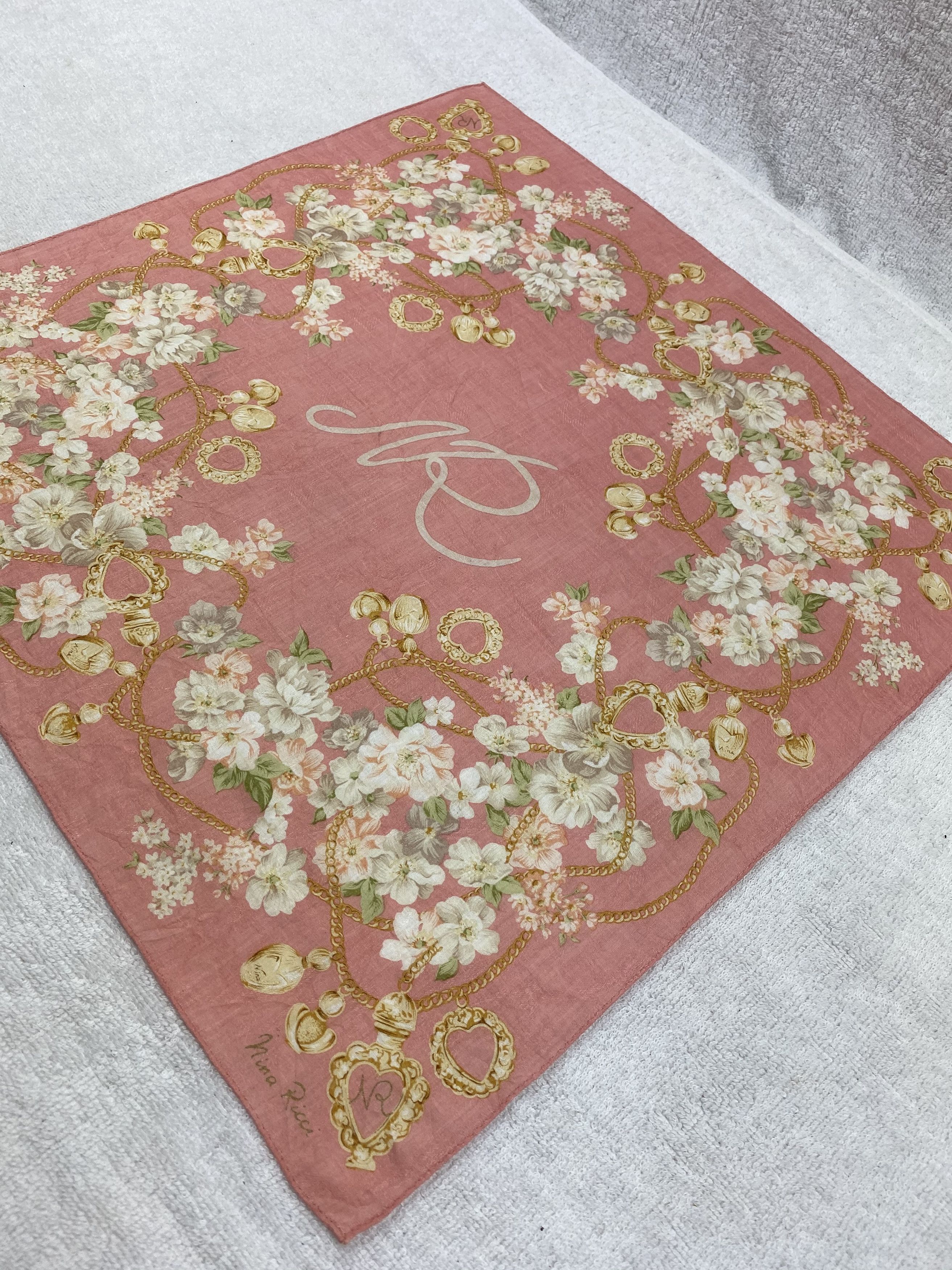Nina Ricci Nina Ricci Handkerchief / Bandana / Neckerchief Size ONE SIZE - 4 Thumbnail