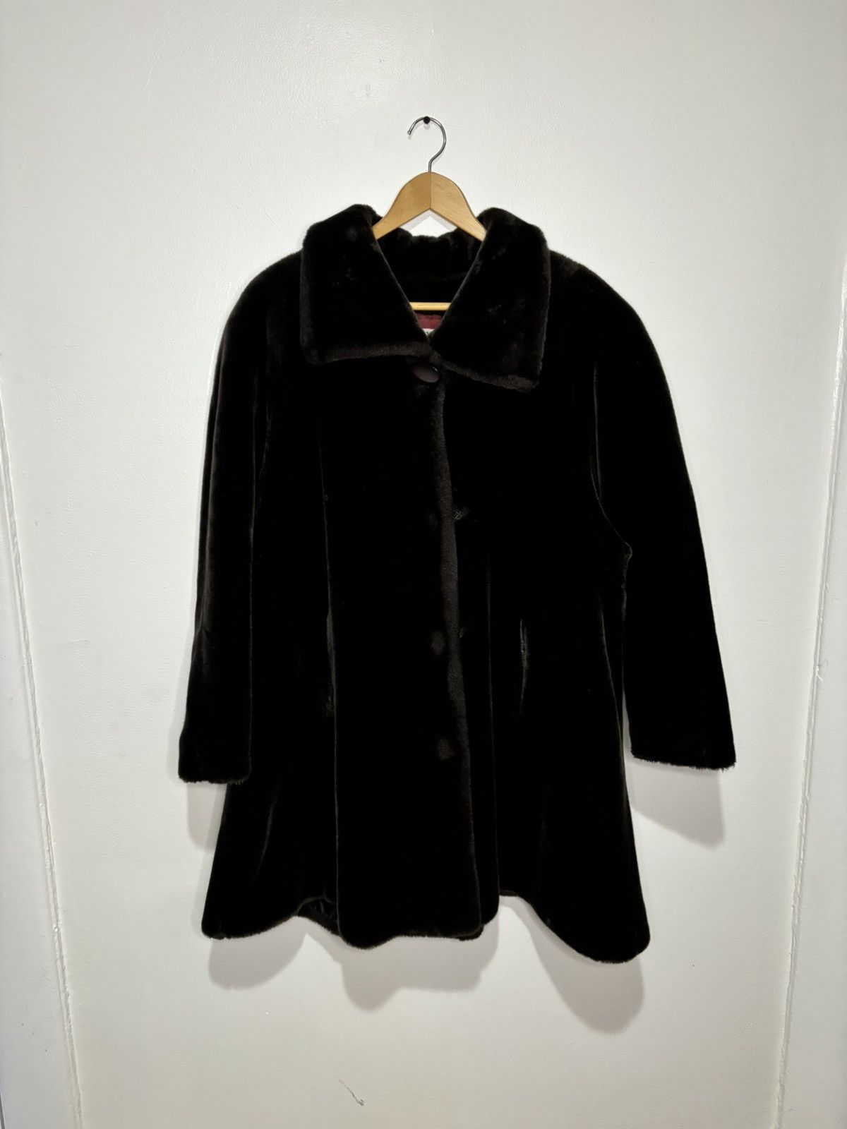 Vintage 1970s Dark Brown Fur Coat Jacket