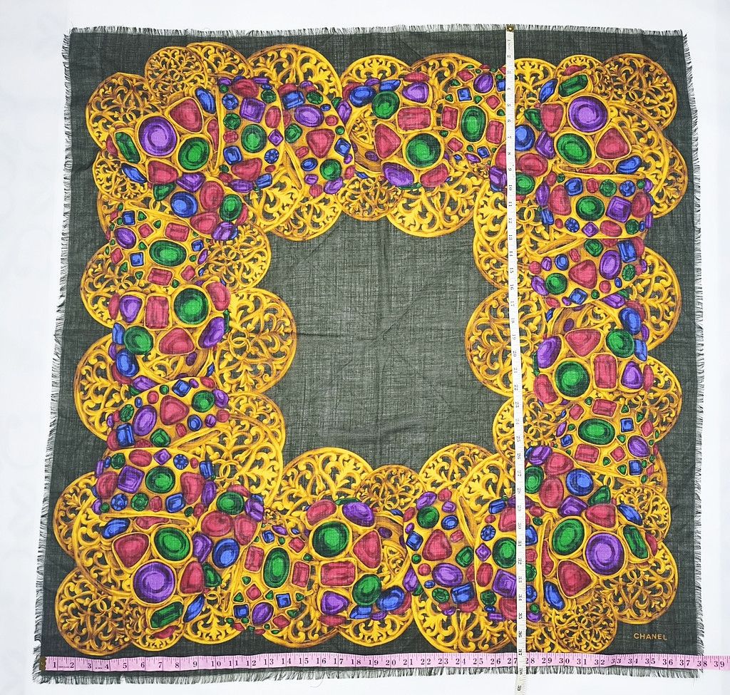 Chanel authentic CHANEL green gemstones cashmere silk square scarf Size ONE SIZE - 8 Thumbnail