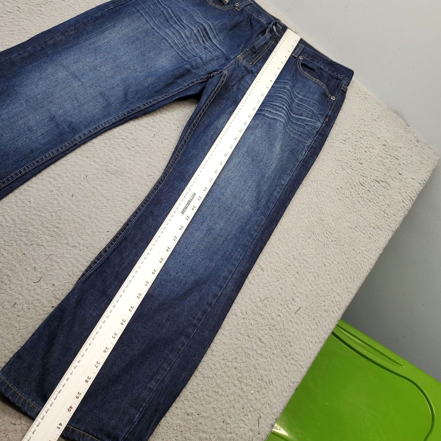 Alfani Alfani Jeans Mens Bootcut 36 Blue Denim Stretch Comfort Faded Boho Whiskered - Size Mens 36 Blue Denim Jeans Mens Size US 36 / EU 52 - 5 Thumbnail