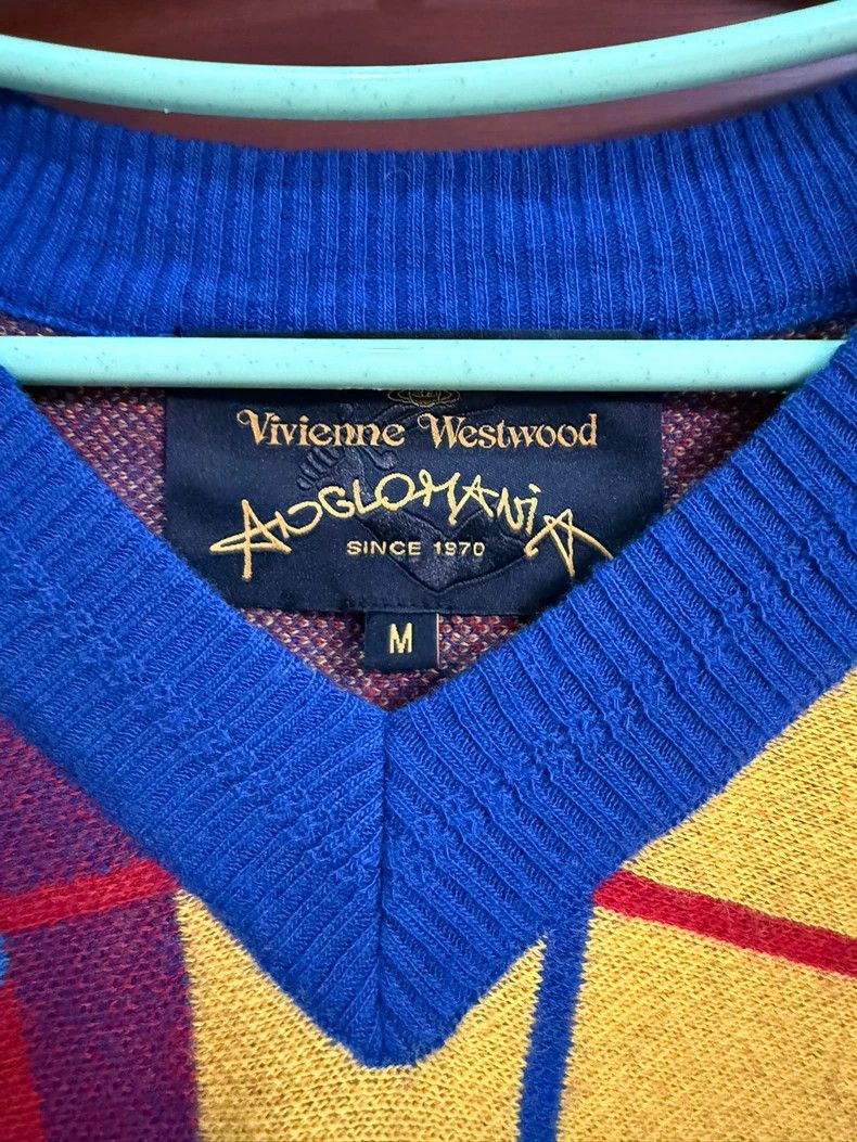 Vivienne Westwood Vivienne Westwood Plaid V-neck knit sweater Size M / US 6-8 / IT 42-44 - 2 Thumbnail
