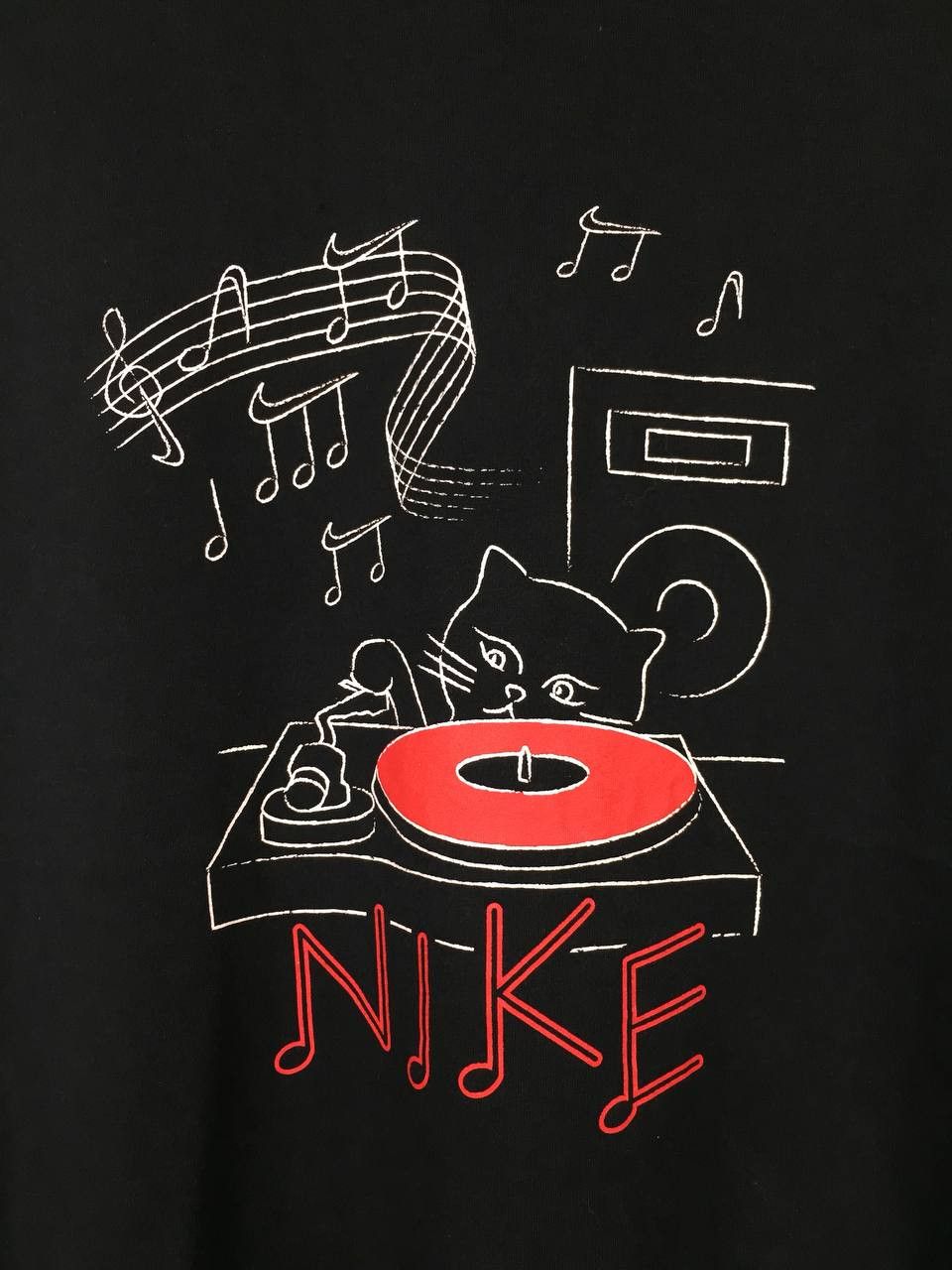 Nike Nike Shibuya Scramble Japan Exclusive DJ Cat Turntable Tee Size US L / EU 52-54 / 3 - 3 Thumbnail