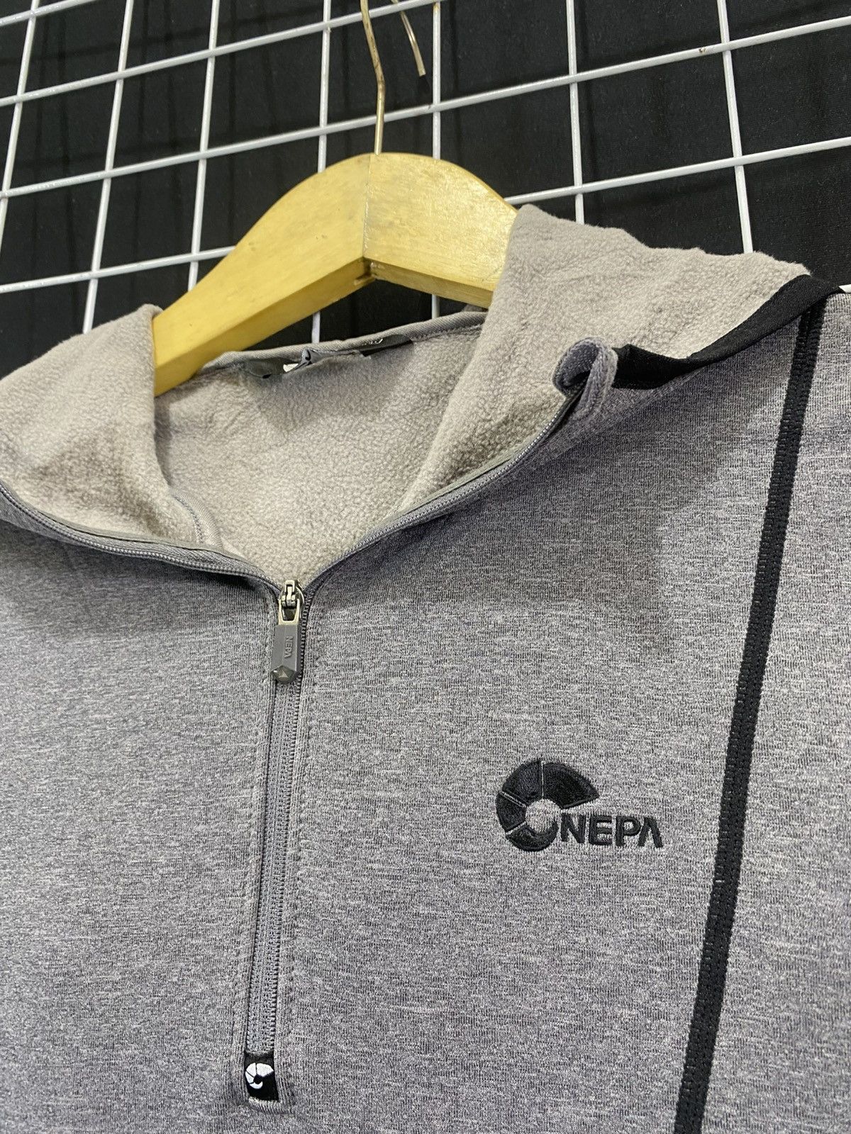 The North Face NEPA TRACK JACKET Size M / US 6-8 / IT 42-44 - 3 Thumbnail