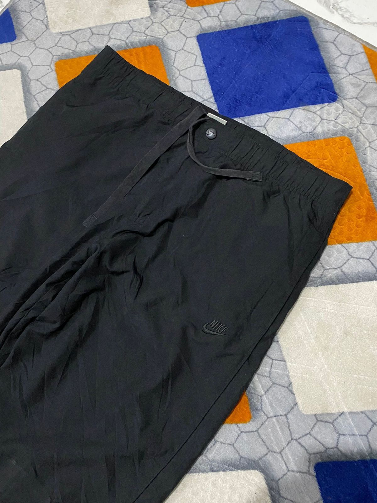Nike 💸NEED GONE💸 nike sweatpants nylon relaxed y2k Size US 35 - 3 Thumbnail