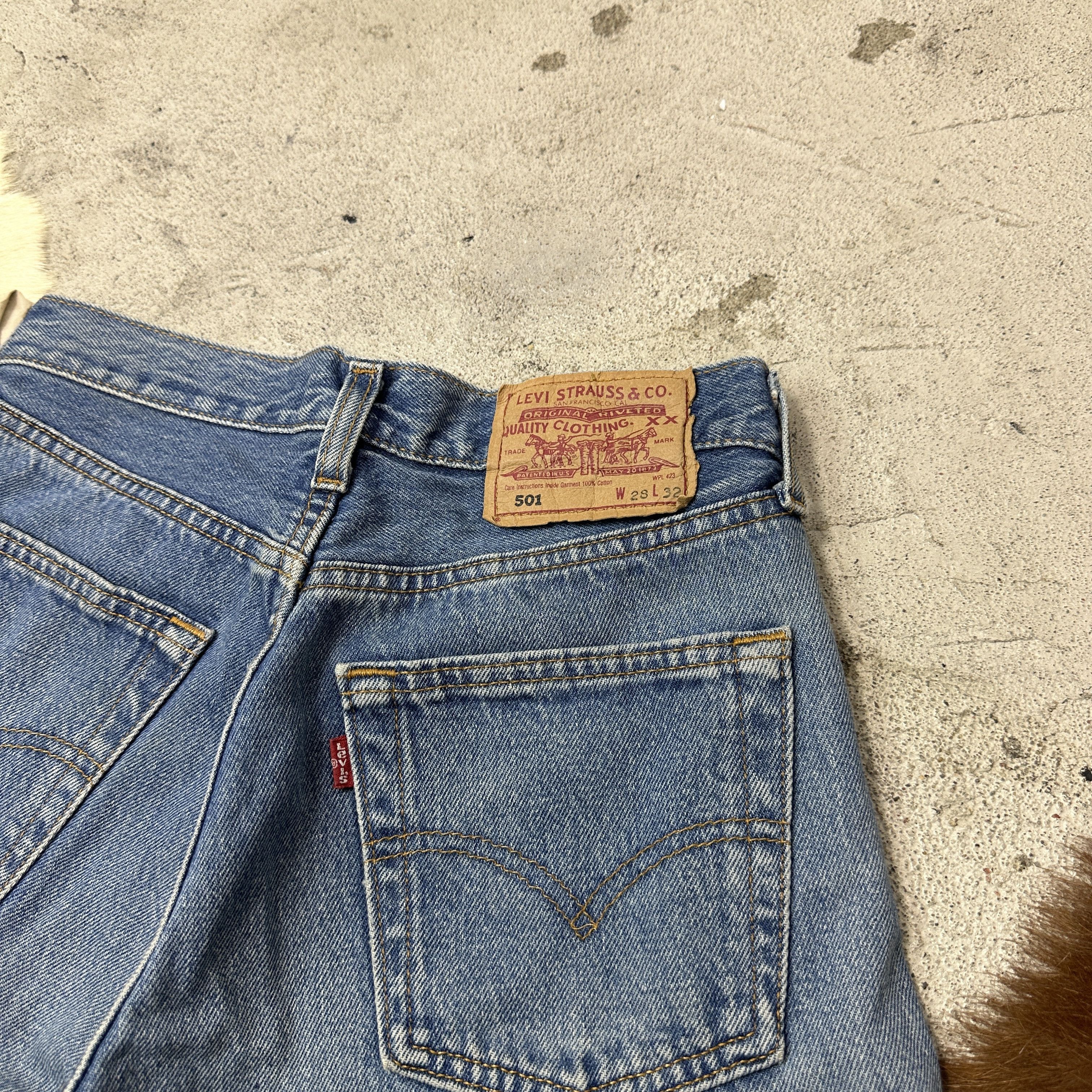 Levi's Vintage Denim Streetwear Levi's 501 Jeans Size 33" - 2 Thumbnail