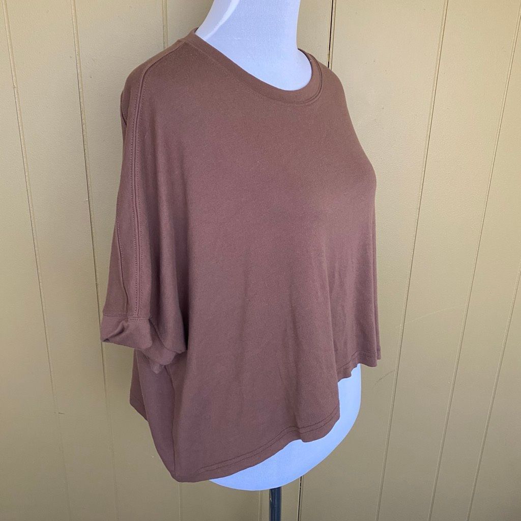 Other Dokotoo women S scoopneck short sleeve oversize 3/4 sleeve t Size S / US 4 / IT 40 - 2 Thumbnail