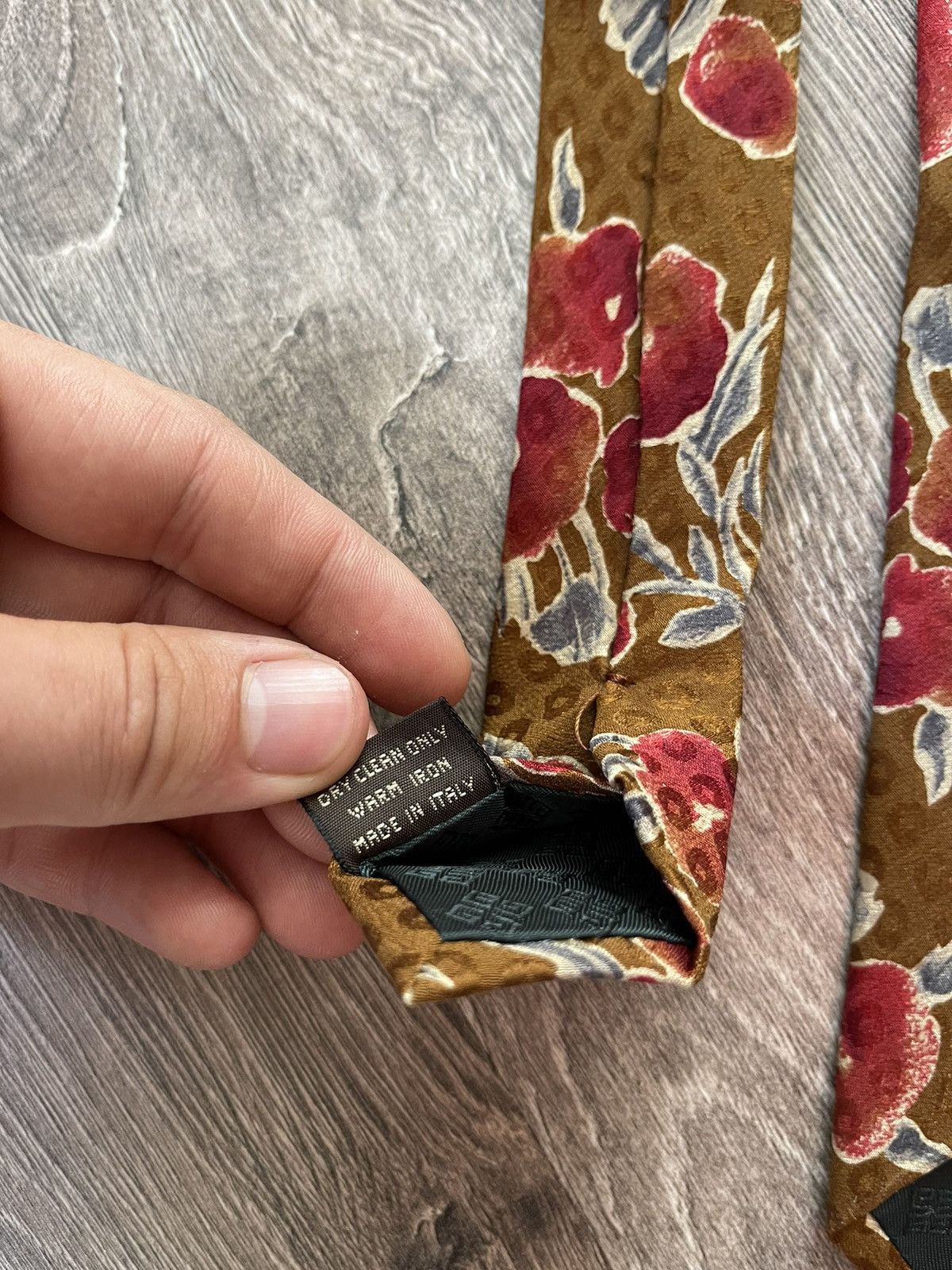 Givenchy 😍Gentleman Givenchy Paris Art Design Tie flovers Size ONE SIZE - 4 Thumbnail