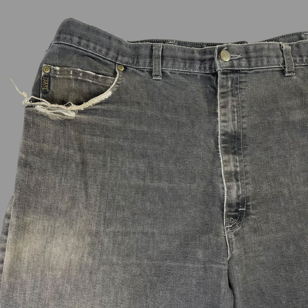 Vintage Vintage 1970s faded repaired black denim jeans Size US 40 / EU 56 - 4 Thumbnail