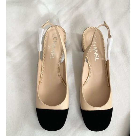 Chanel CHANEL Interlocking TWO tone beige Leather Slingback Pumps h Size US 7 / IT 37 - 3 Thumbnail