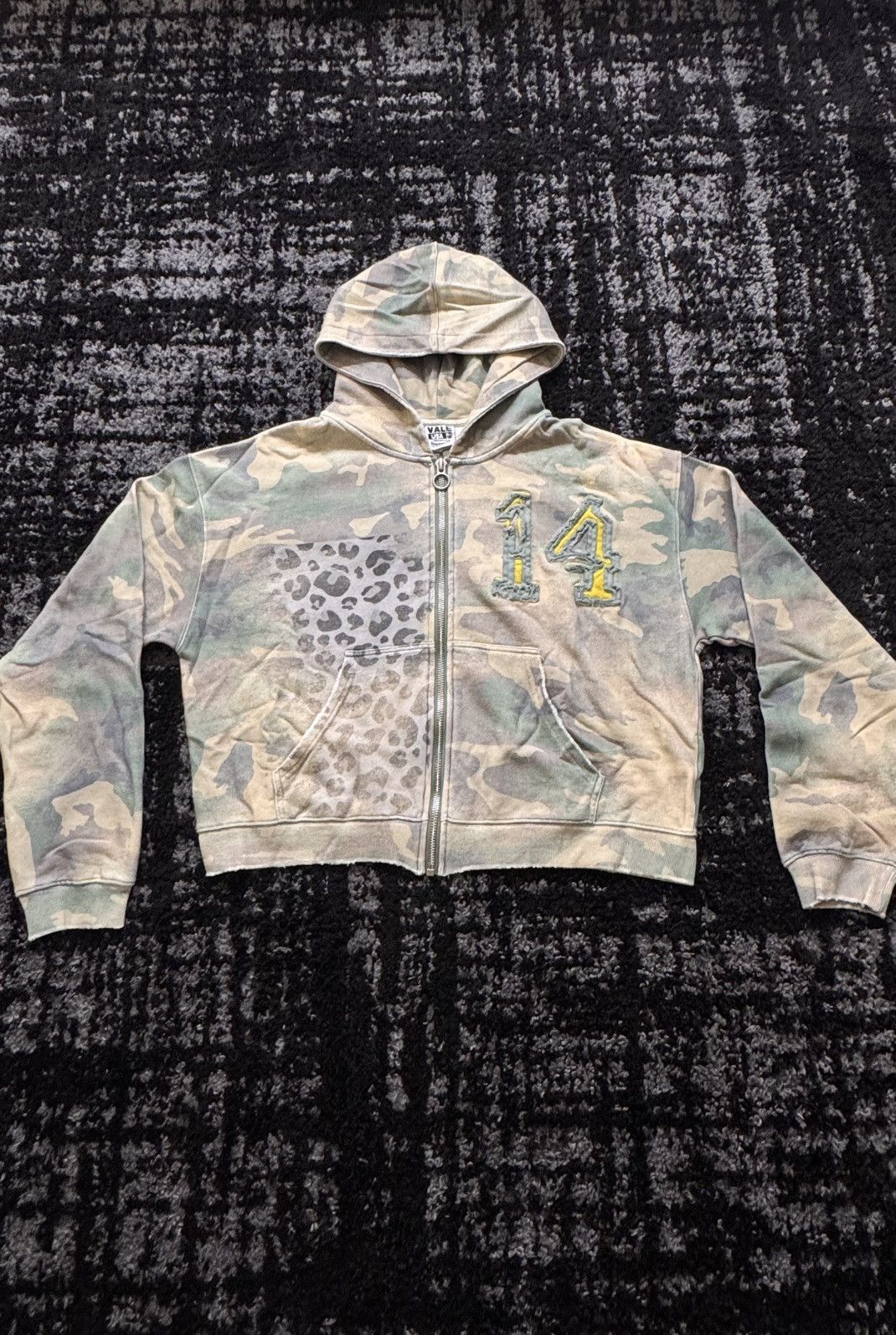 Vale Cheetah camo vale zip up Size US L / EU 52-54 / 3 - 1 Thumbnail