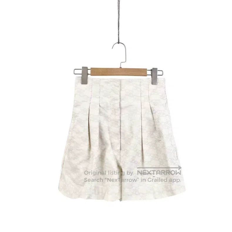 Fendi Fendi Cotton White Full-Print Logo High-Waist Denim Shorts Size 25" / US 0 / IT 36 - 1 Thumbnail