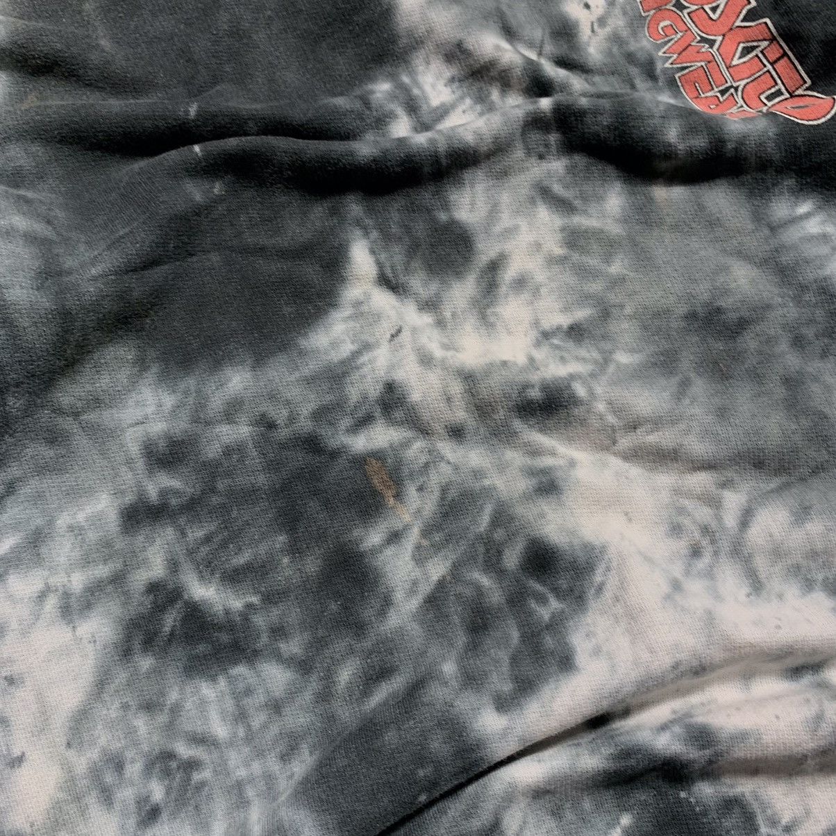 Vintage Vintage 90s Y2K Tie Dye Graphic Crewneck Thrashed Grunge M Size US M / EU 48-50 / 2 - 7 Thumbnail