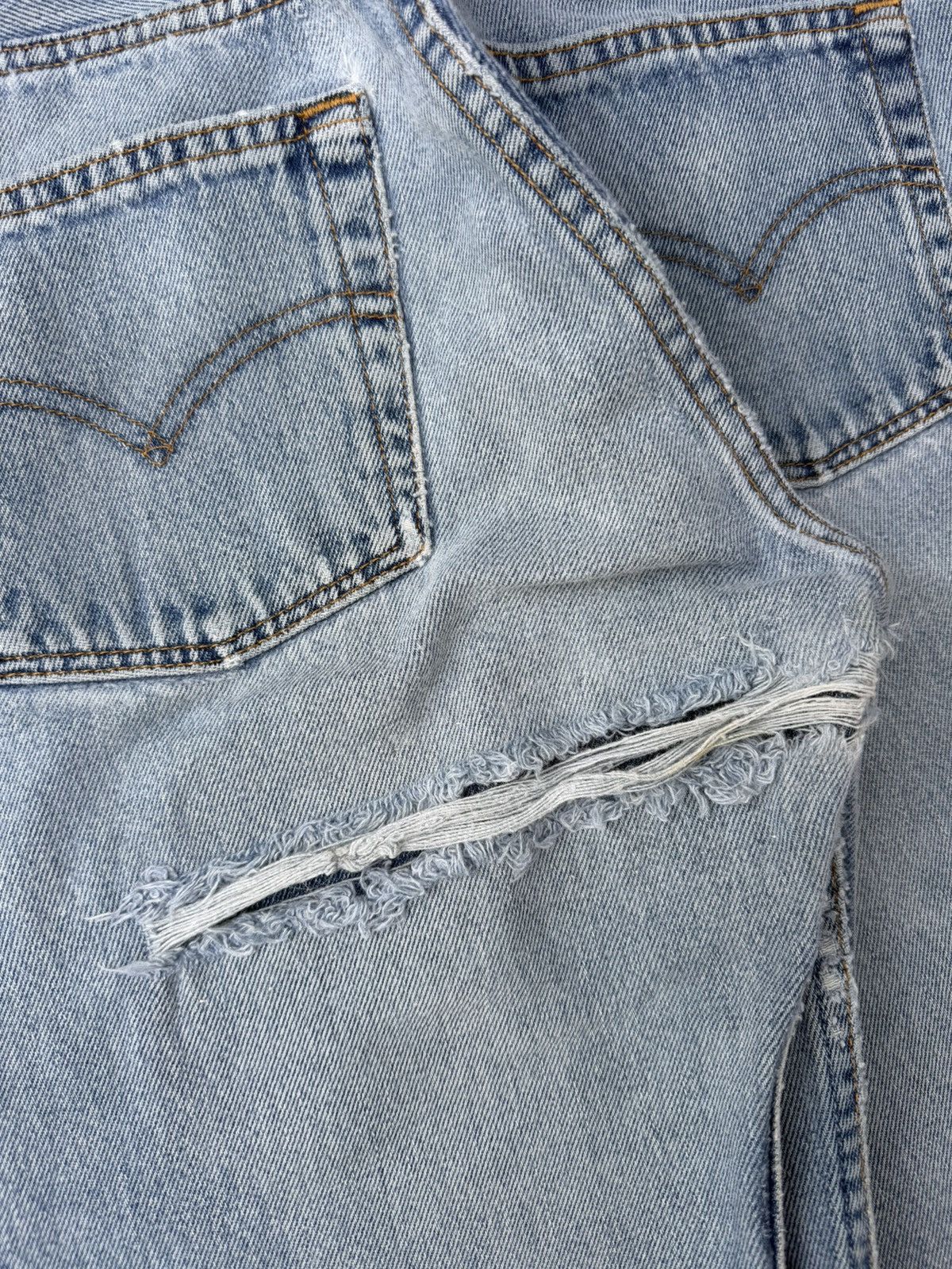 Levi's Vintage Levi’s 501xx Buttonfly Straight Faded Jeans 27x32 Size US 27 - 9 Thumbnail
