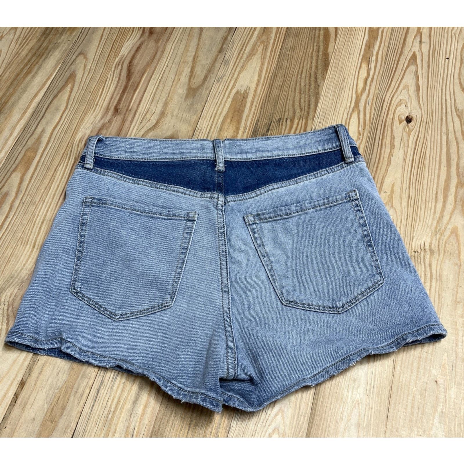 Jessica Simpson Jessica Simpson Infinite High-Waist Shorts - Sz 28 Size 28" / US 6 / IT 42 - 2 Thumbnail