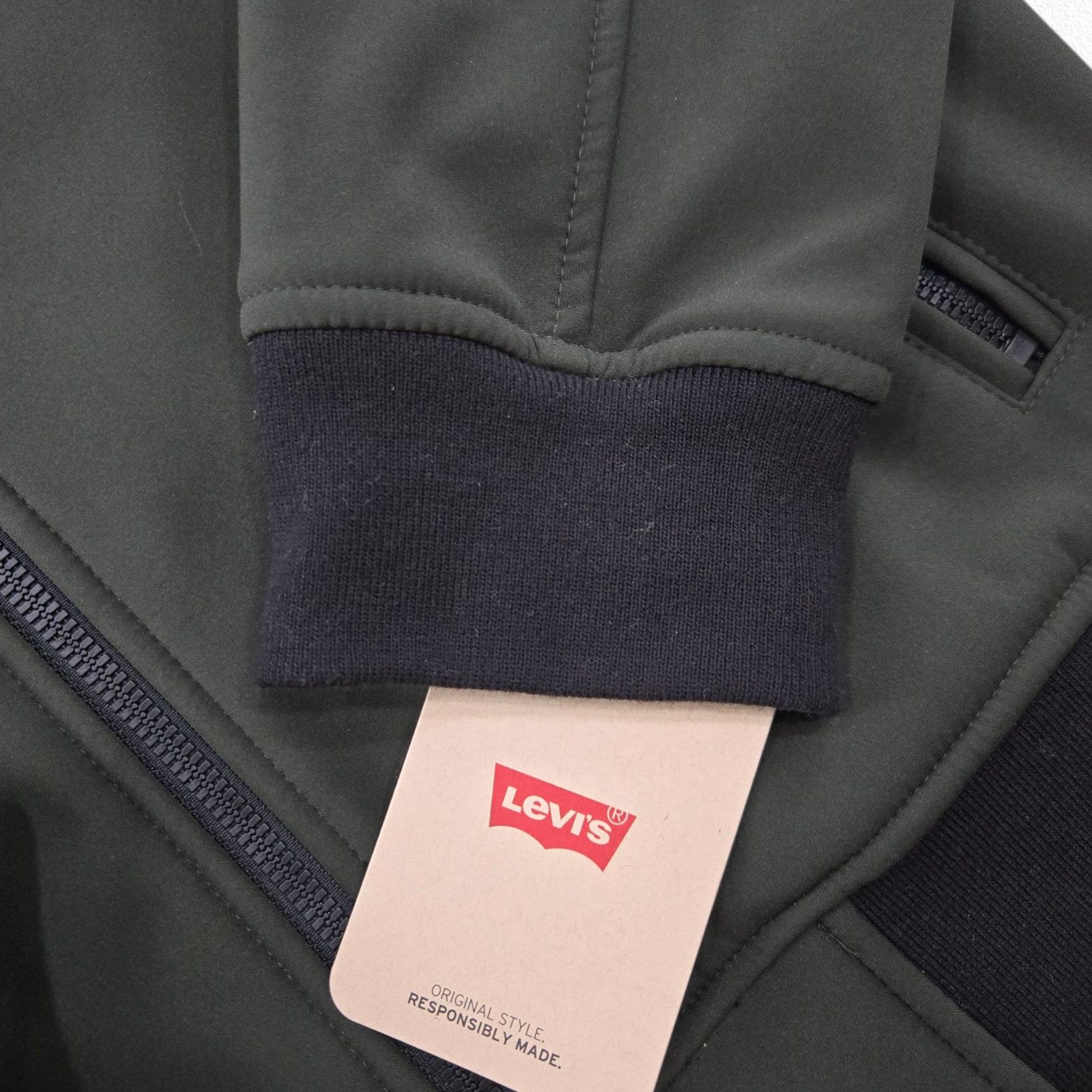 Levi's Levi’s Olive Green Softshell Bomber Jacket Size Small NWT Size US S / EU 44-46 / 1 - 5 Thumbnail