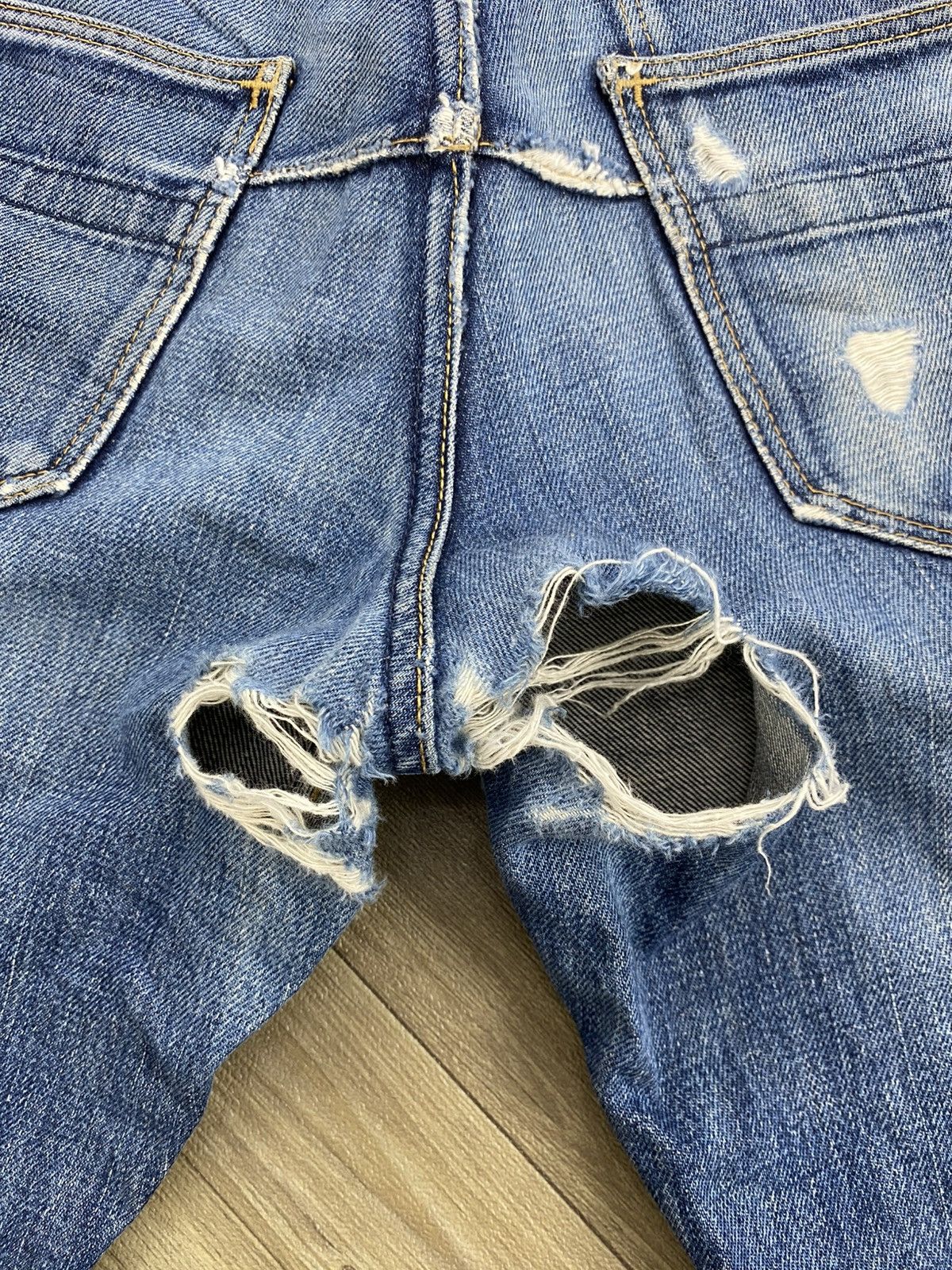 Number (N)ine Vintage Number (N)ine Music Distressed Denim Jeans Faded Size US 32 / EU 48 - 21 Thumbnail