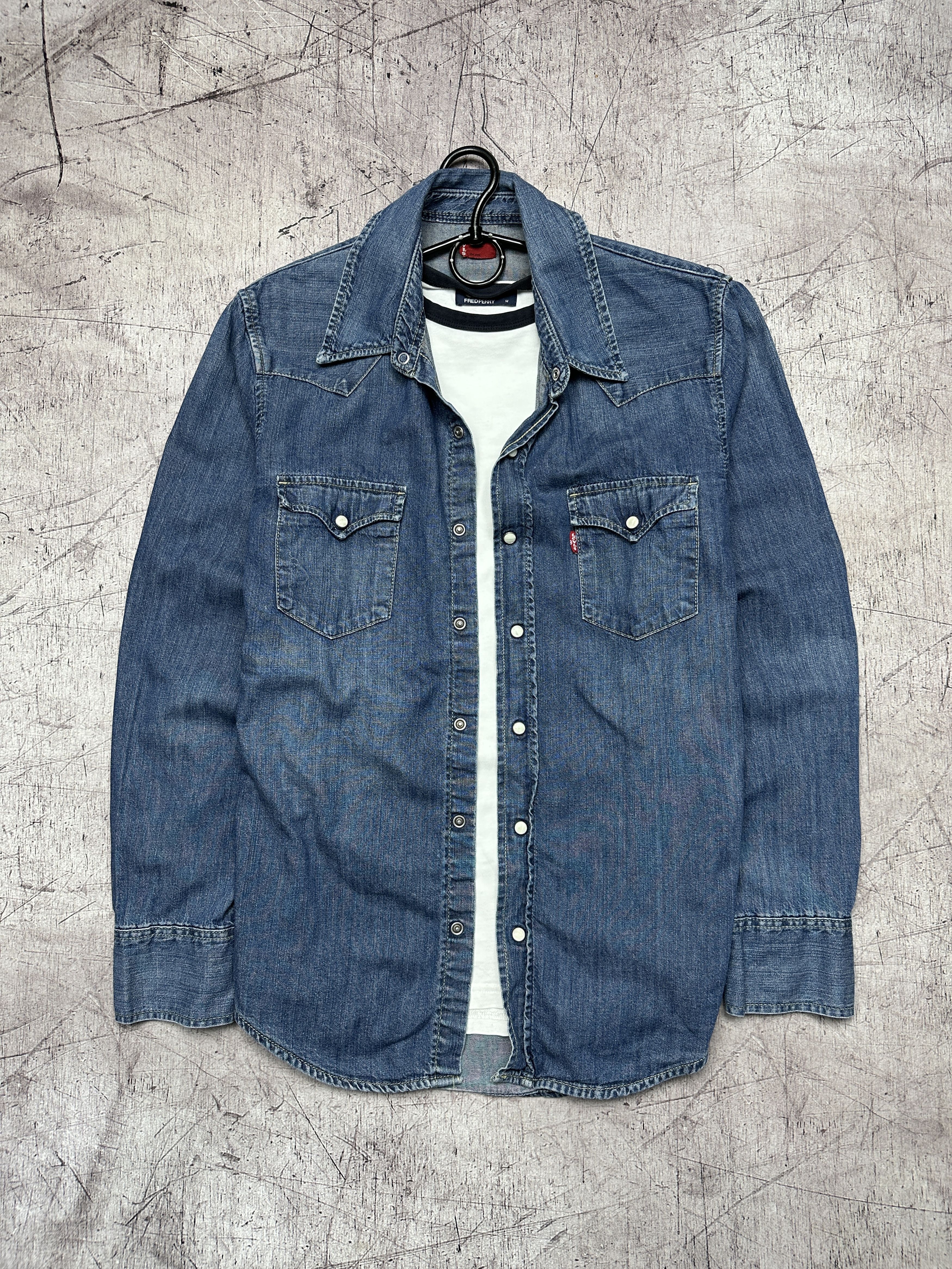 Levi's Levi's Vintage Mens Denim Shirt Size US S / EU 44-46 / 1 - 1 Thumbnail