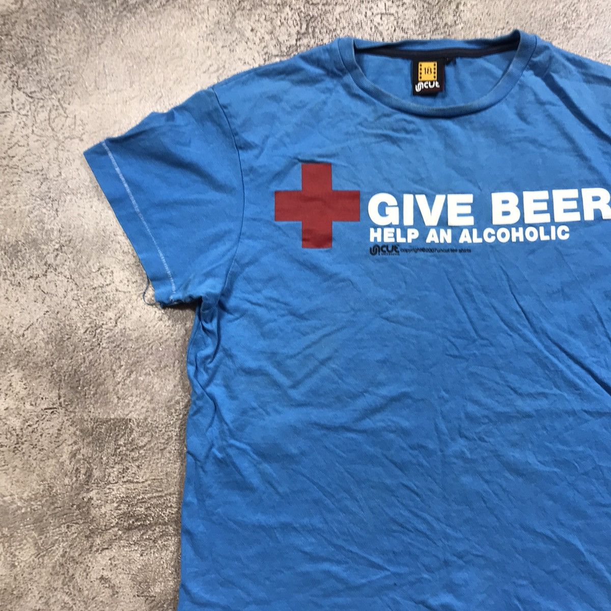 Vintage Vintage Y2K Funny Graphic Tee Give Beer Help Alcohol Skate L Size US L / EU 52-54 / 3 - 2 Thumbnail