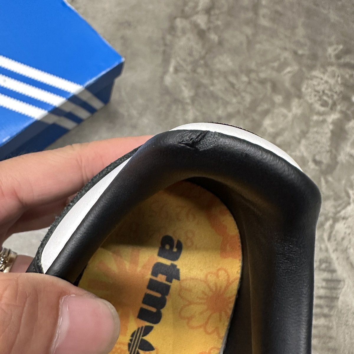 Adidas Adidas Samba Og Black x FACE x Atmos HO3848 Size US 9 / EU 42 - 6 Thumbnail