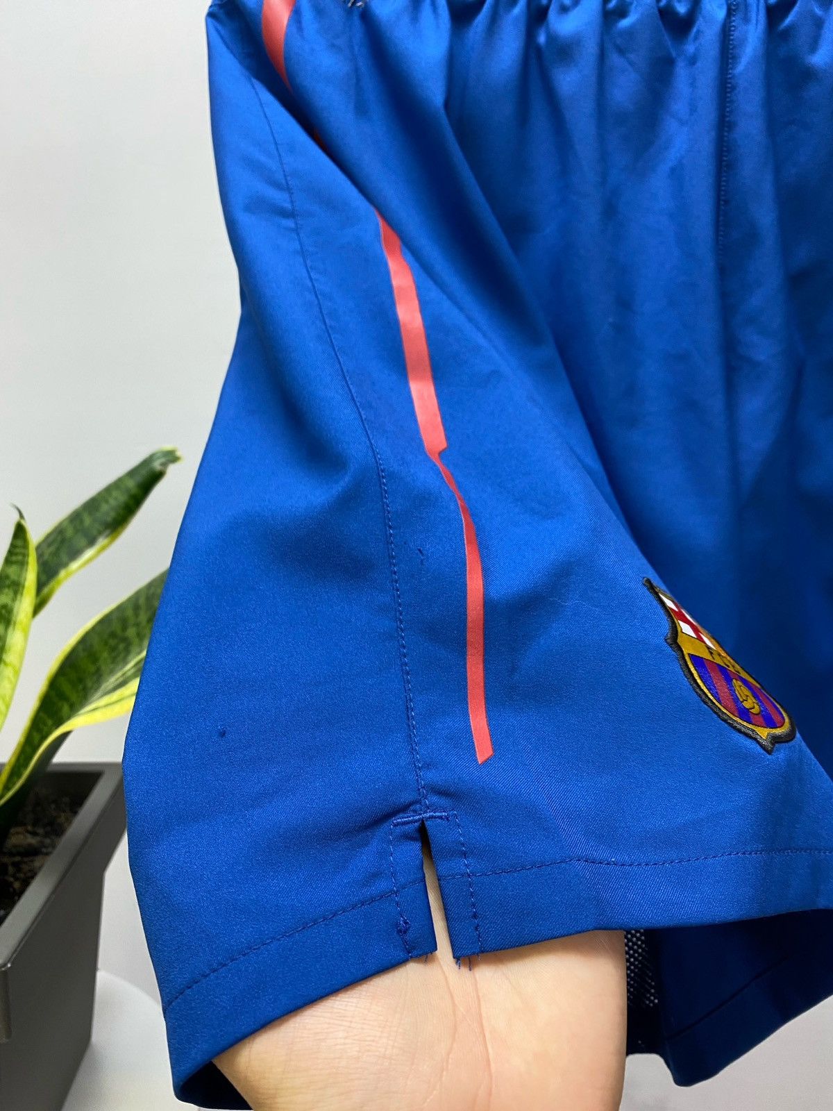Nike × Vintage VINTAGE NIKE FC BARCELONA SHORTS SOCCER JERSEY DRILL Y2K Size US 36 / EU 52 - 16 Thumbnail