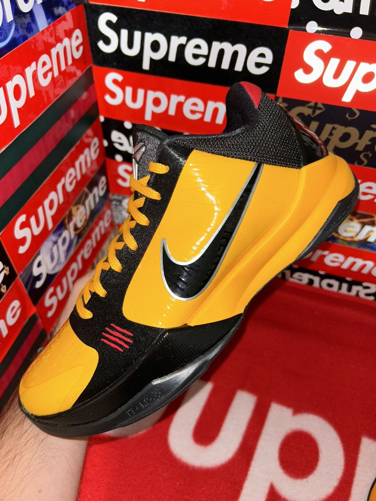 Nike Nike Kobe 5 Protro Bruce Lee CD4991-700 size 7.5 VNDS Size US 7.5 / EU 40-41 - 6 Thumbnail